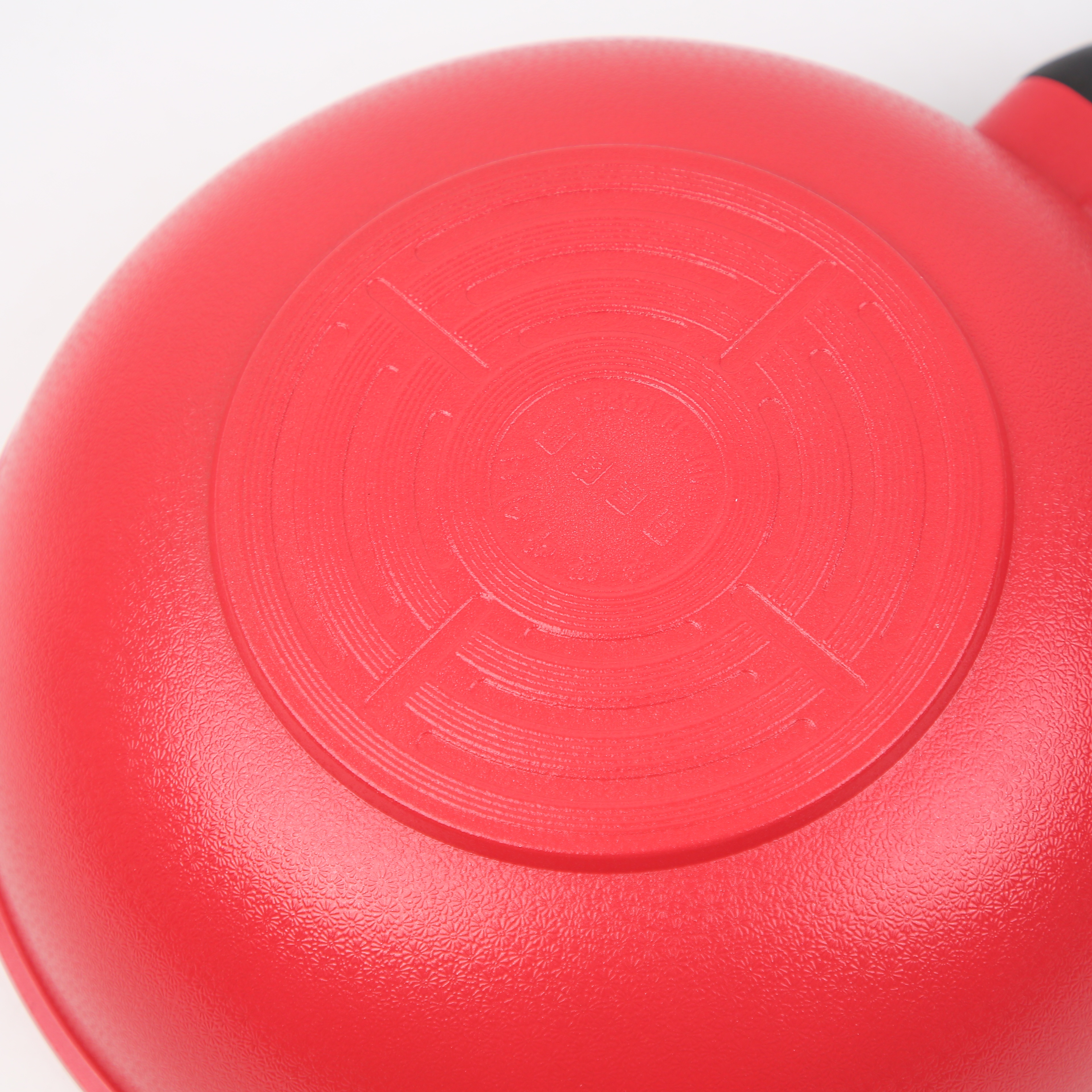 Kitchen Code: Korean Imported Kitchenware 3D Universal Red Diamond Non-stick wok 30cm (Lid not included) Application Scenario