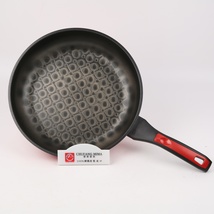 厨房密码 韩国进口厨具 3D通用红色钻石煎锅30cm（不含锅盖）