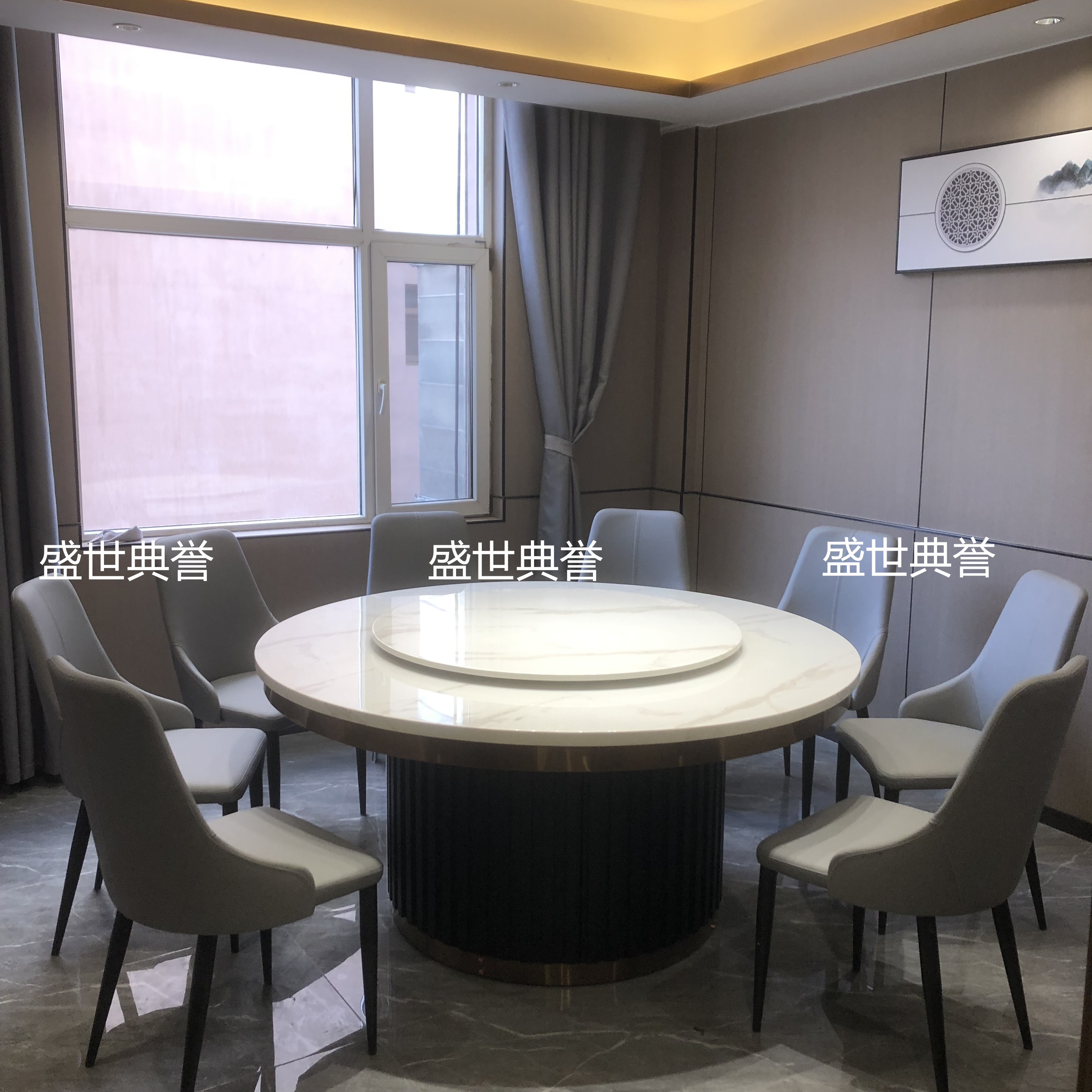 杭州明档餐厅小包厢金属餐桌椅海鲜酒店现代简约椅子火锅店软包椅