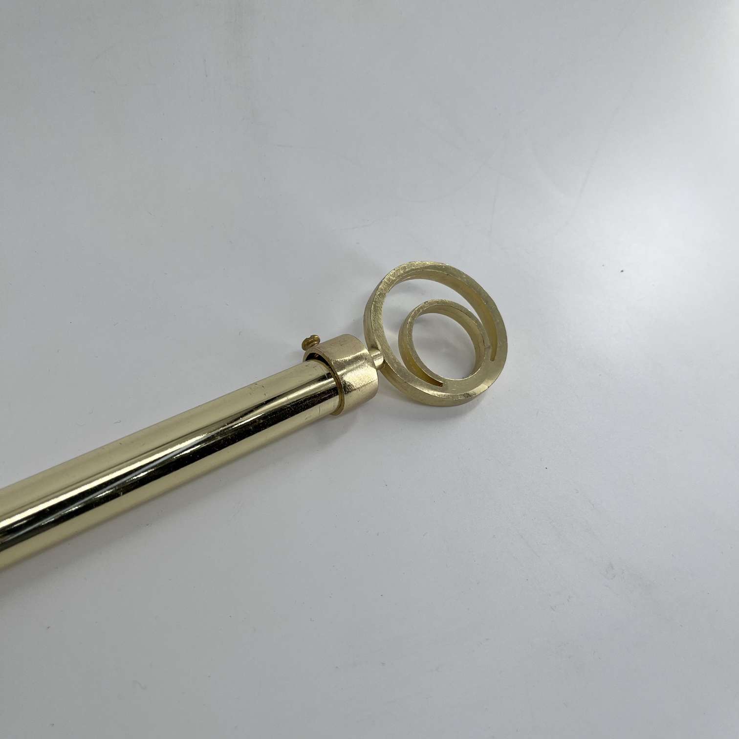 Middle Eastern version of curtain rod Item Picture
