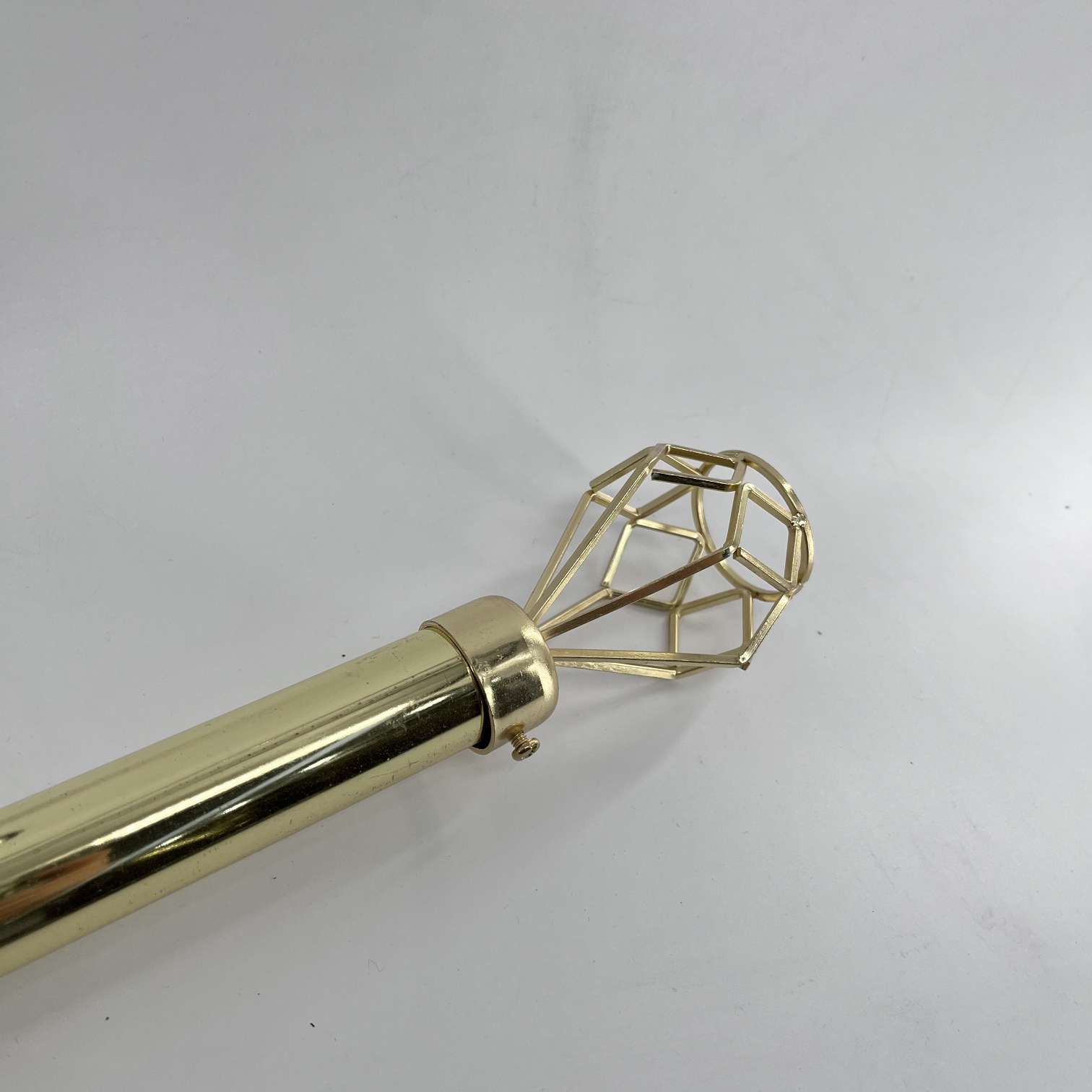 Middle Eastern version of curtain rod Specification image