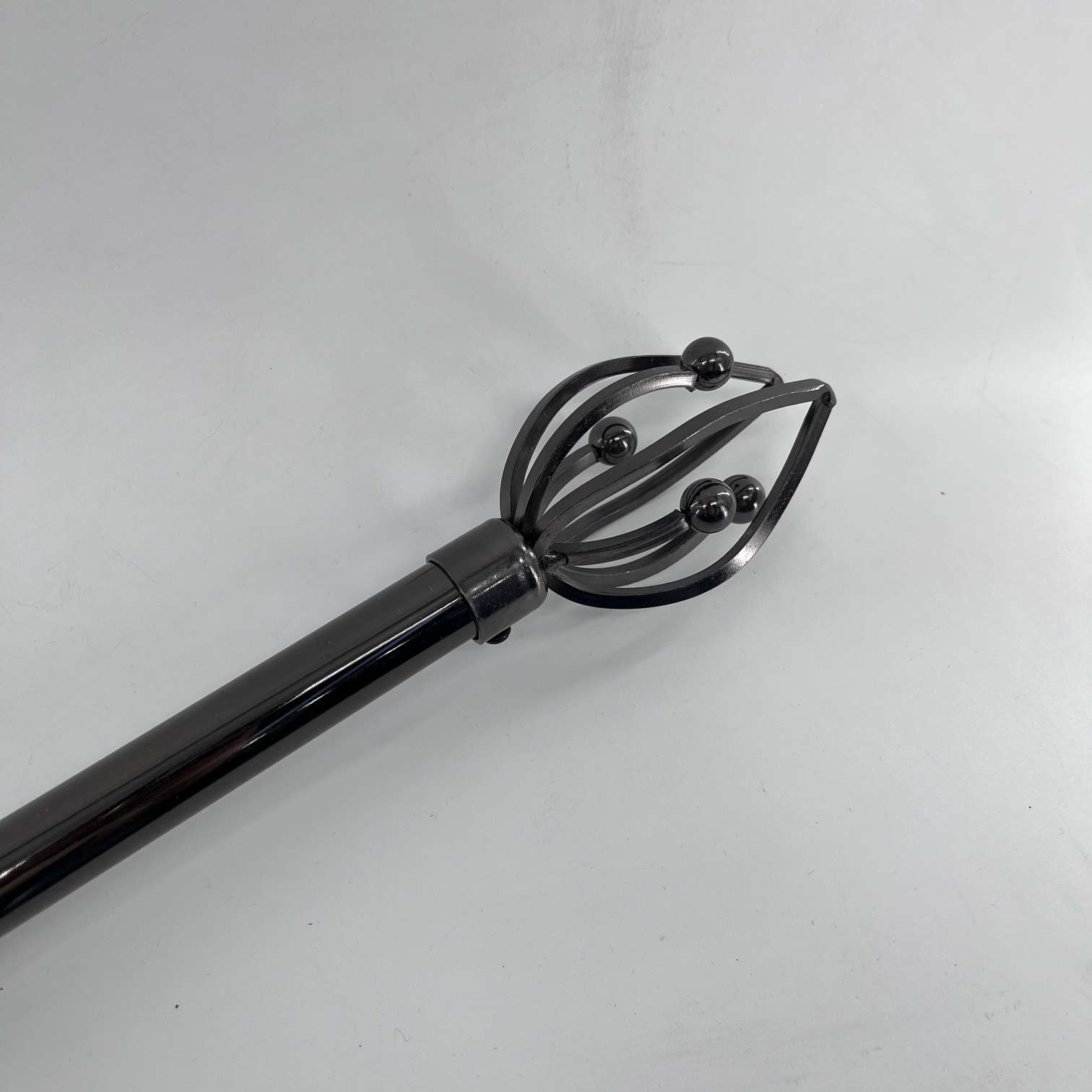Ironwork curtain rod