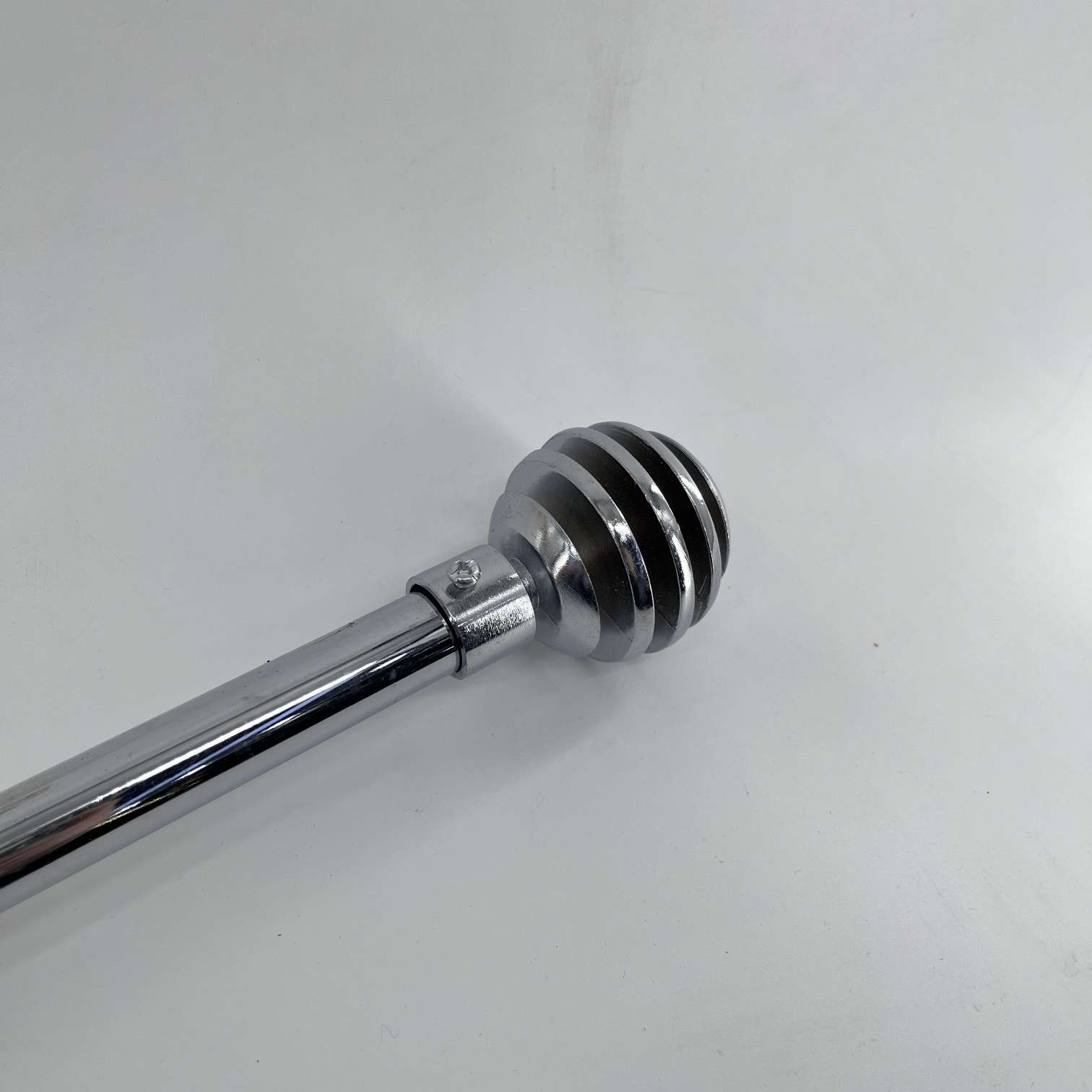 Middle Eastern version of curtain rod Application Scenario
