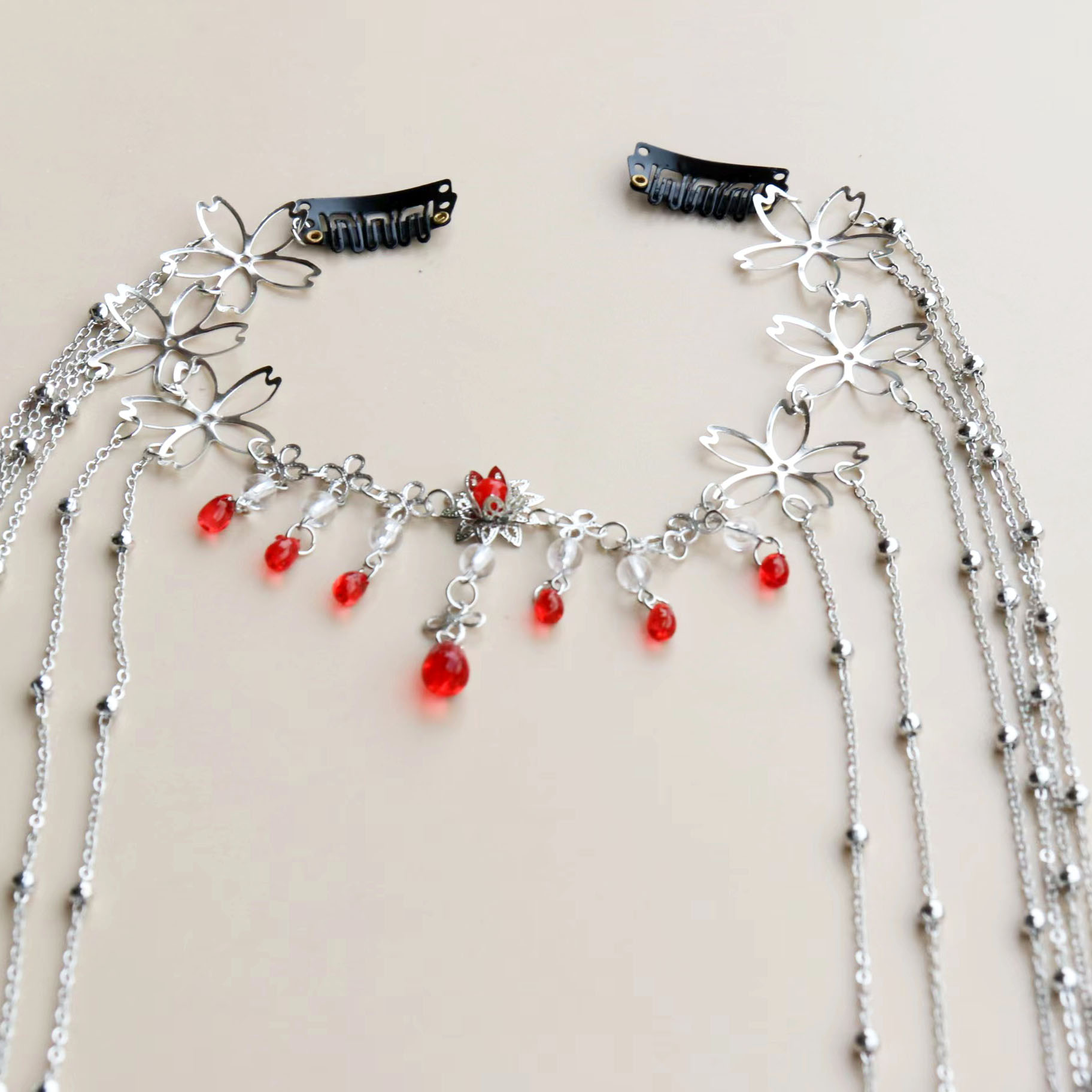 流苏眉心坠面帘细节图