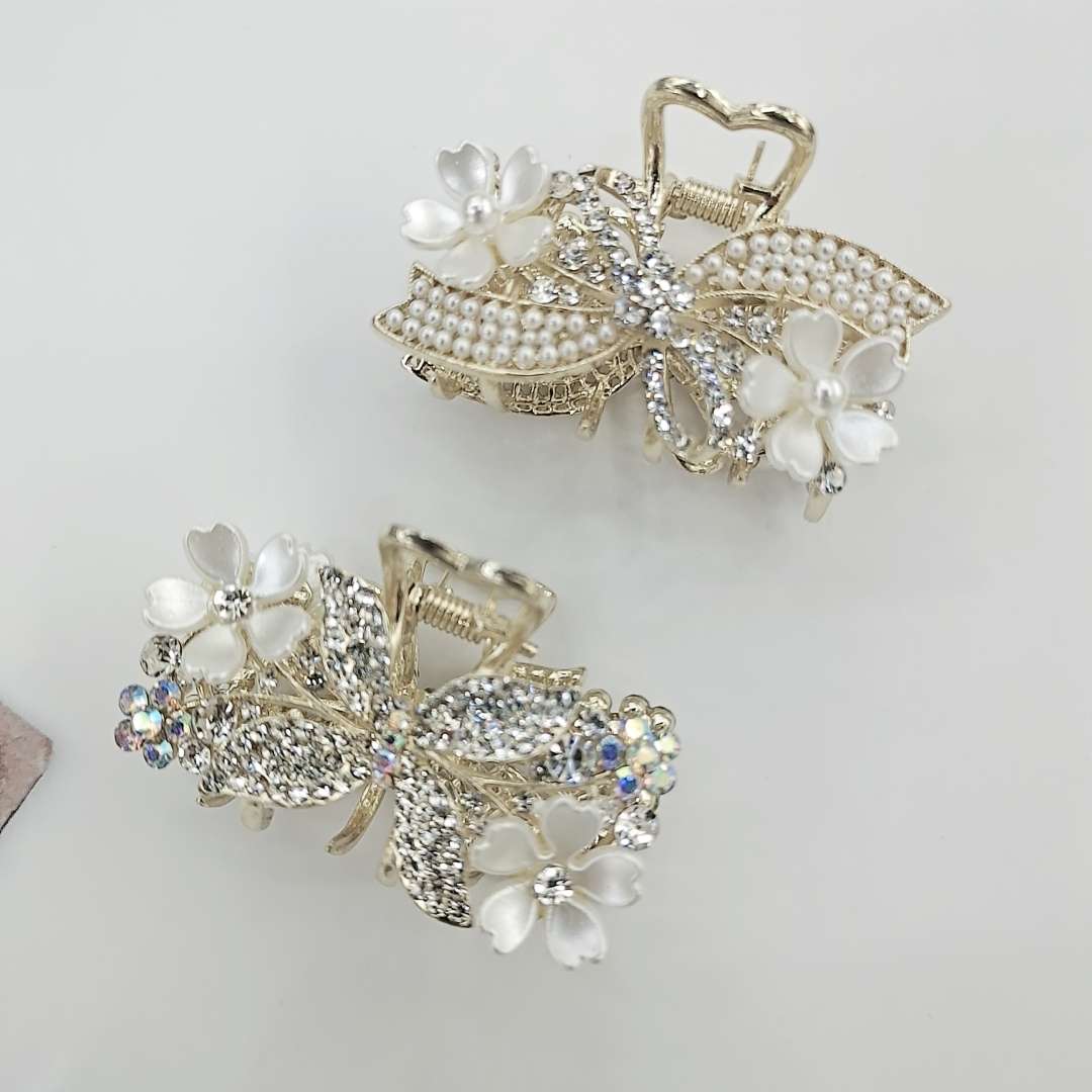Fashion Alloy Diamond Set Grab ㇏ details Picture