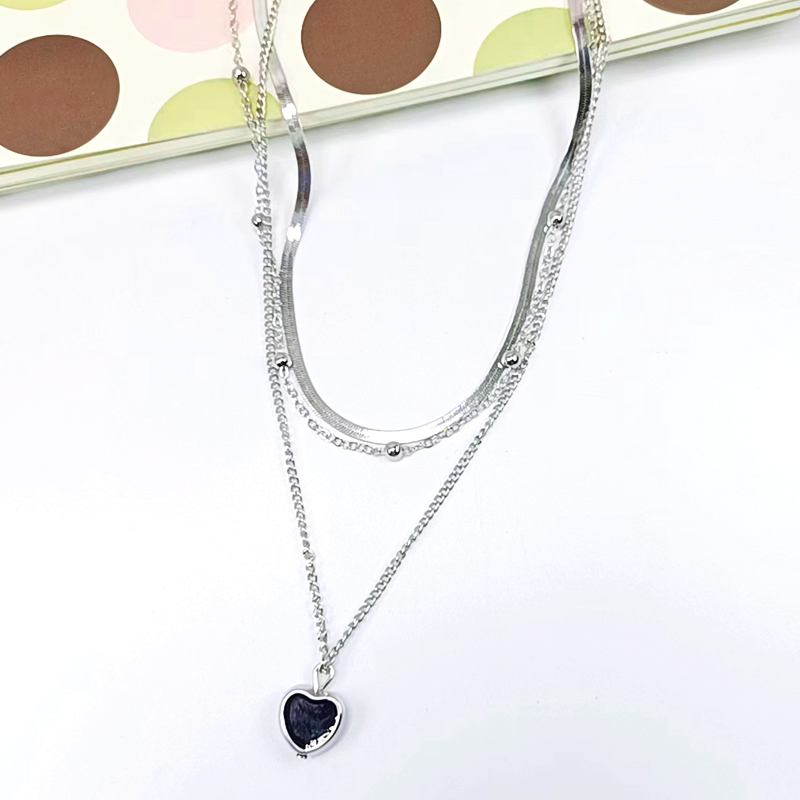 New product on the market! Heart-shaped multi-layer collarbone necklace, light luxury and niche design, simple and elegant, a must-have for elegant women! Limited-time flash sale! You'll regret it if you don't buy! Specification image