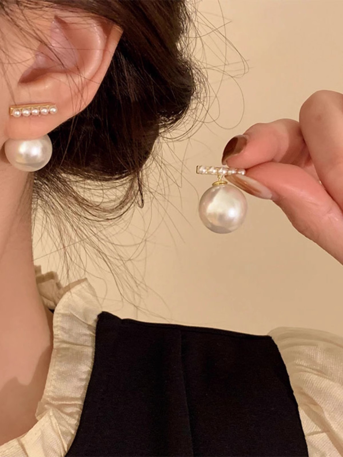 Pearl Earrings Female Light Luxury Retro High Sense Earrings Fashion Niche Design Earrings 2023 New 122 Beautiful Accessories details Picture