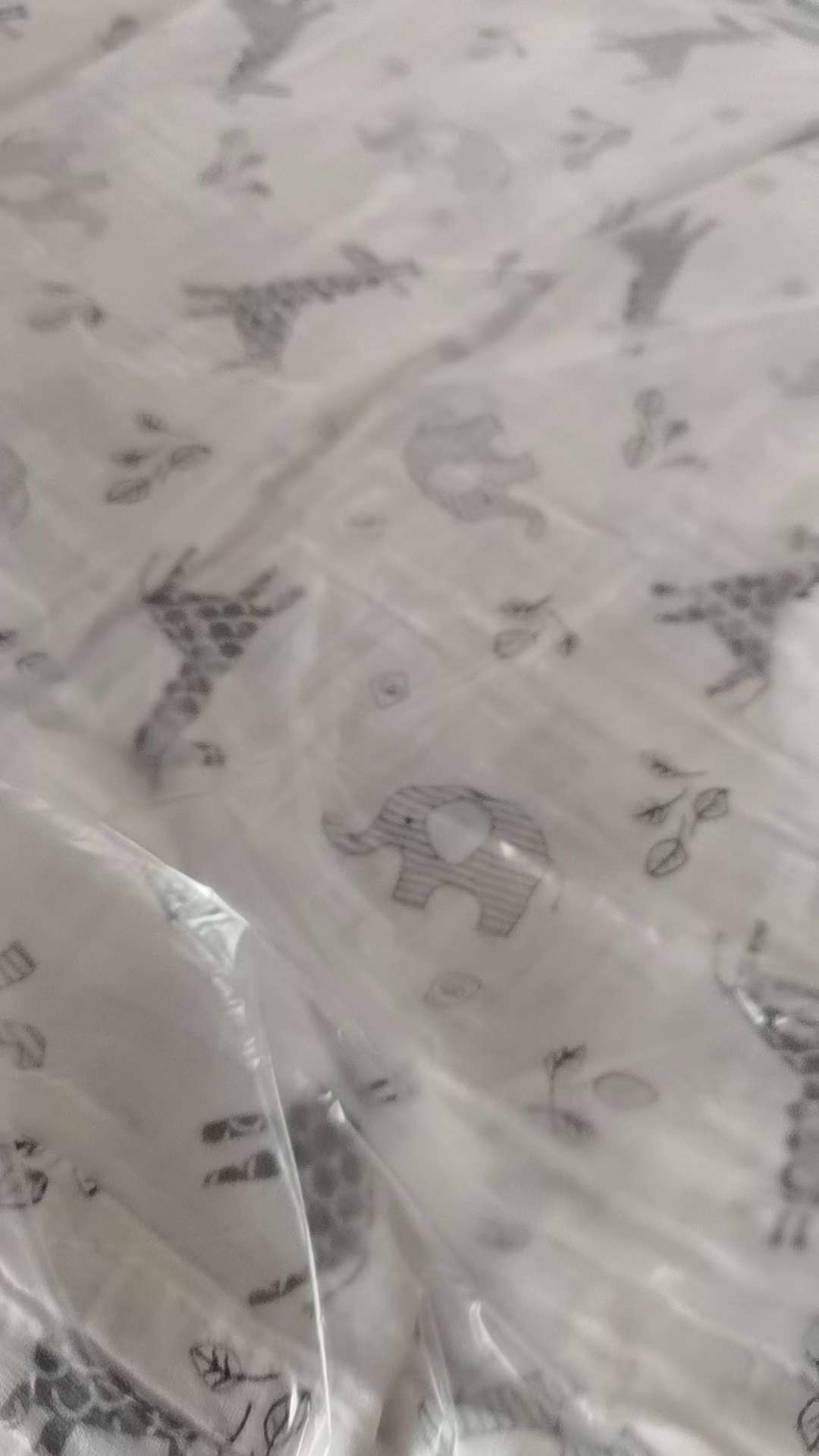 Muslin all-cotton gauze towel, newborn swaddling towel, infant and toddler thin gauze printed bath towel can be customized detail image 3