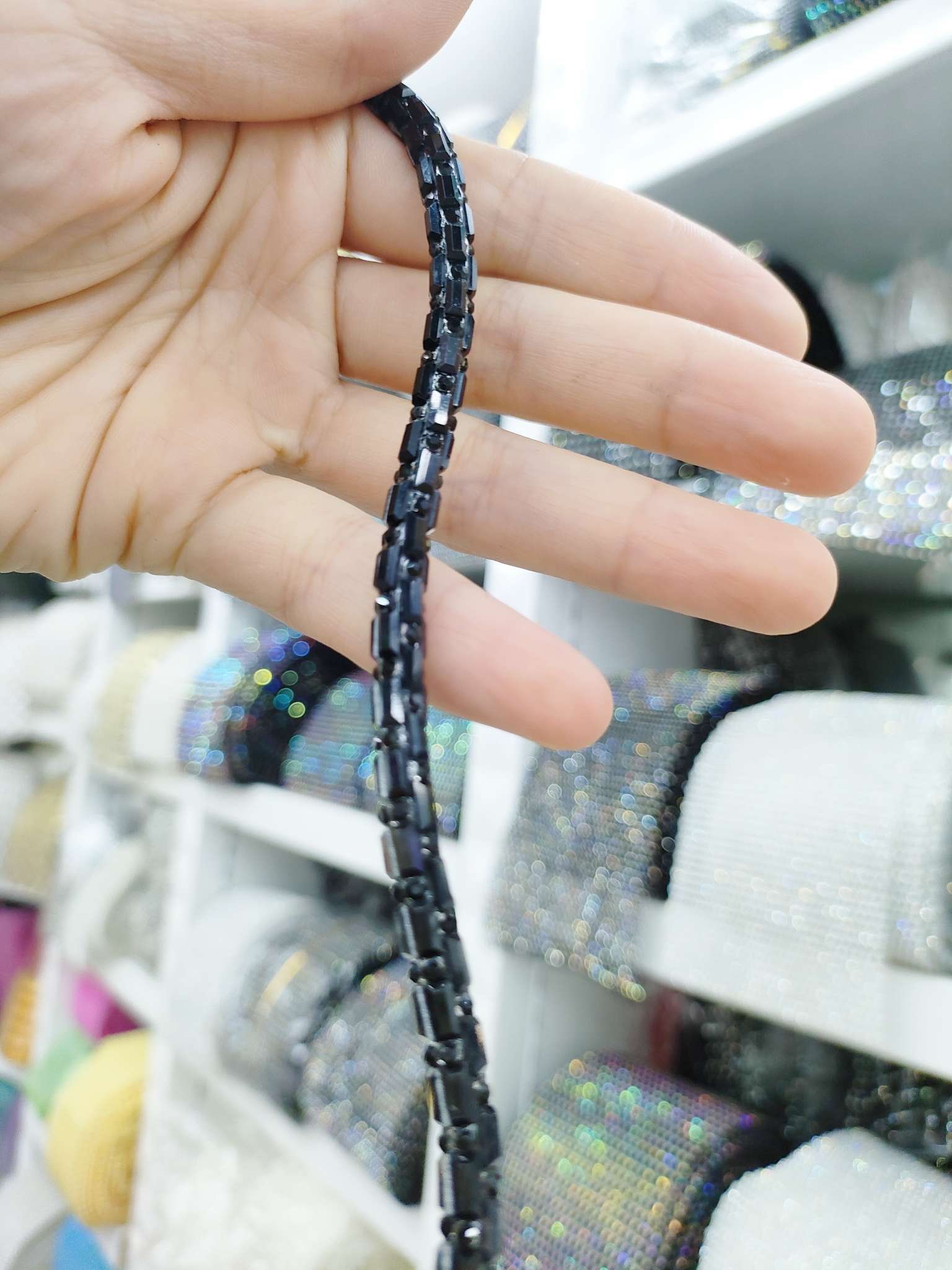 带孔水钻链条 2.5*5玻璃钻条软管绳烫钻卫衣链鞋带平底水钻详情图3