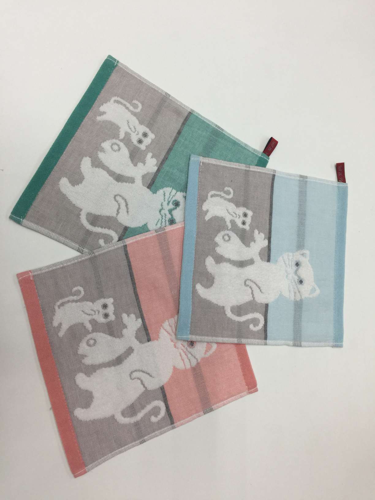 All-cotton square towels, gauze, untwisted children's face towels, cartoon square towels, 25*25cm, small towels for kindergartens detail image 17