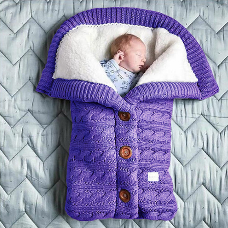 European and American autumn and winter baby stroller sleeping bag, outdoor button baby knitted sleeping bag, wool, fleece and thickened blanket, 70*40cm detail image 3