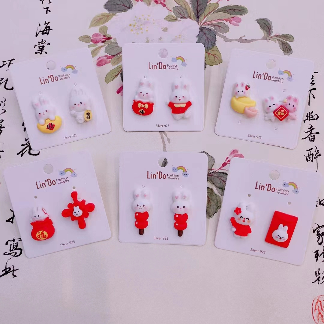 925银针树脂可爱兔子卡通耳钉