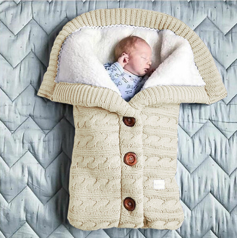 European and American autumn and winter baby stroller sleeping bag, outdoor button baby knitted sleeping bag, wool, fleece and thickened blanket, 70*40cm detail image 9