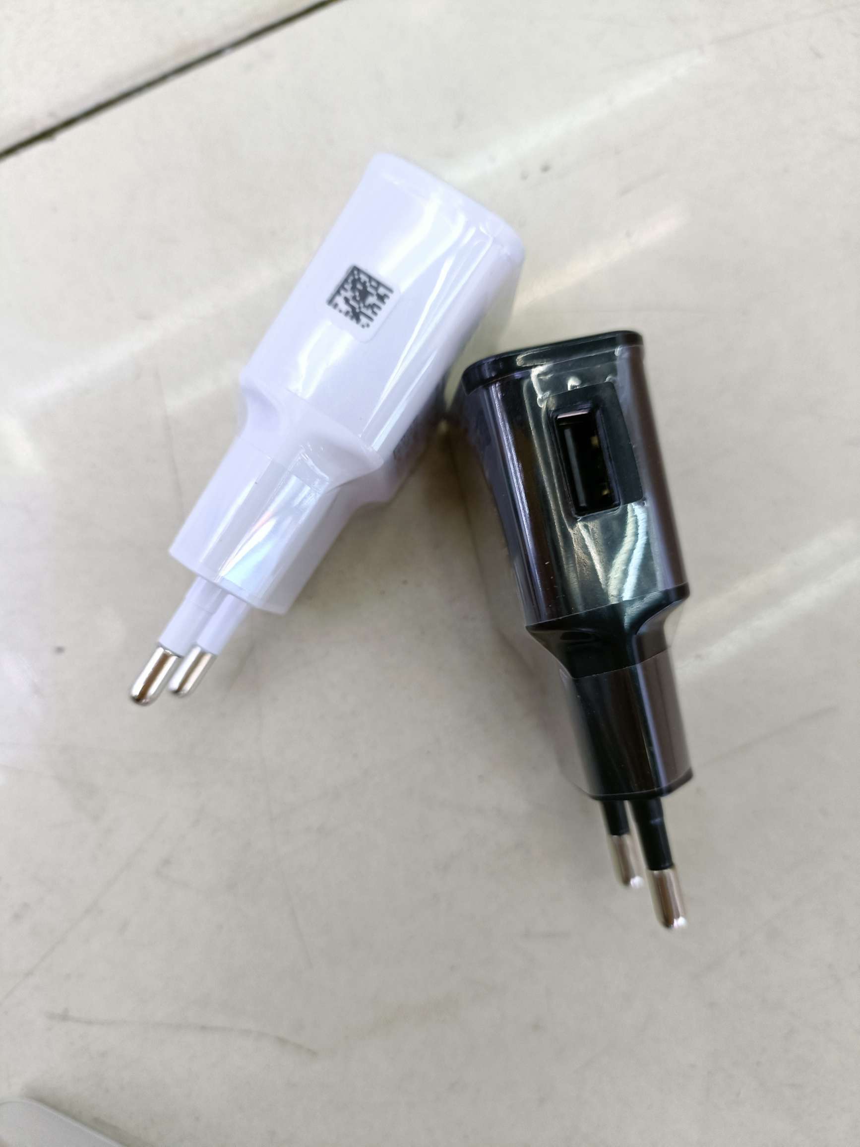 مقابس شحن الهواتف الخلوية القابلة للشحن S6 QC3.0 U/EU/UR detail image 6