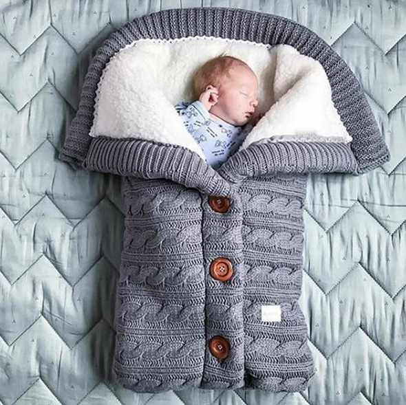 European and American autumn and winter baby stroller sleeping bag, outdoor button baby knitted sleeping bag, wool, fleece and thickened blanket, 70*40cm Specification image