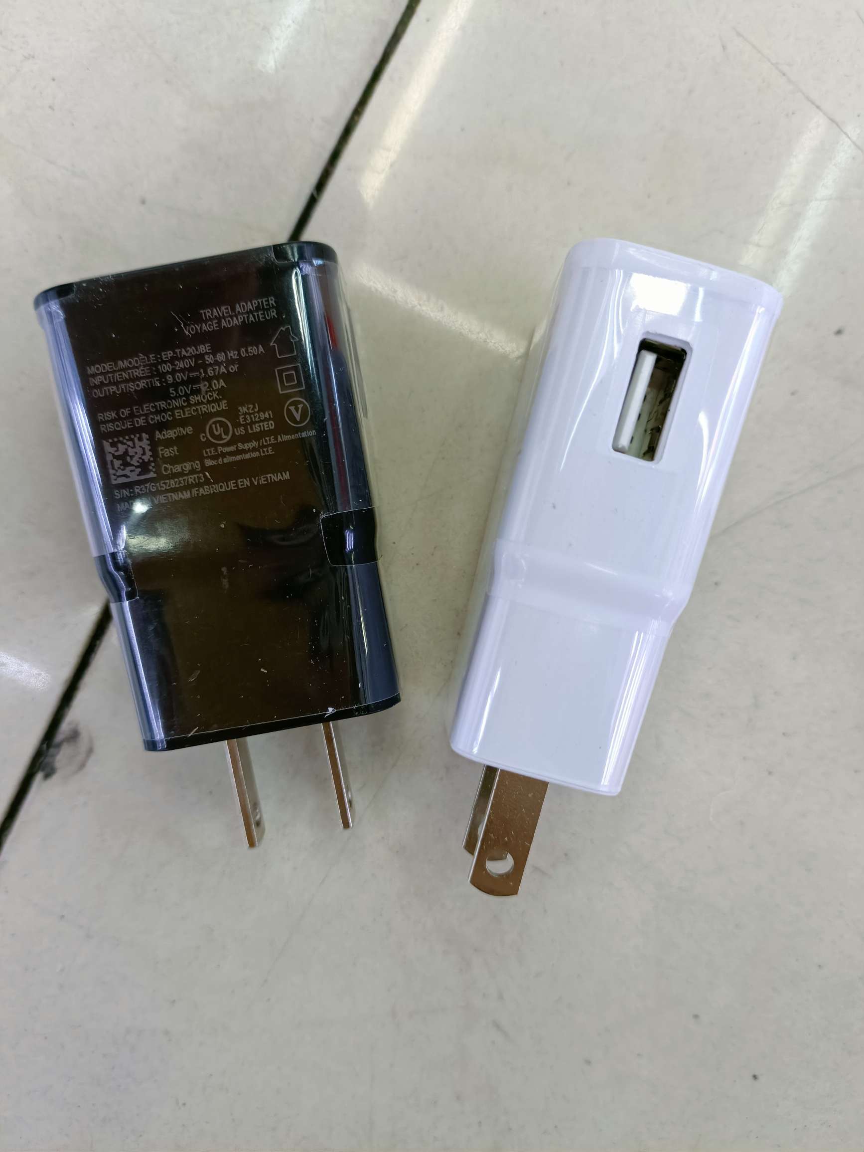 مقابس شحن الهواتف الخلوية القابلة للشحن S6 QC3.0 U/EU/UR detail image 2