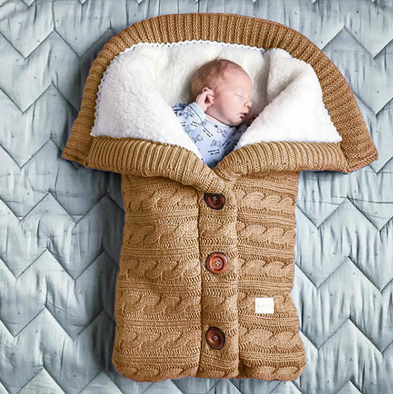 European and American autumn and winter baby stroller sleeping bag, outdoor button baby knitted sleeping bag, wool, fleece and thickened blanket, 70*40cm detail image 7