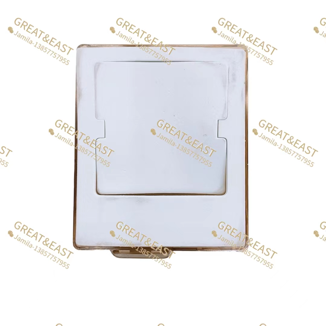Electrician's electrical tea-colored switch waterproof and splash-proof box with safety lock Application Scenario