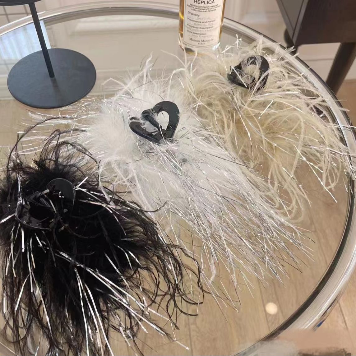 Apricot Color Pure Wind Ostrich Hair Grab! Super Fairy Temperament Net Red Back Head Shark Clip Hair All Matching Hair Clip Specification drawing