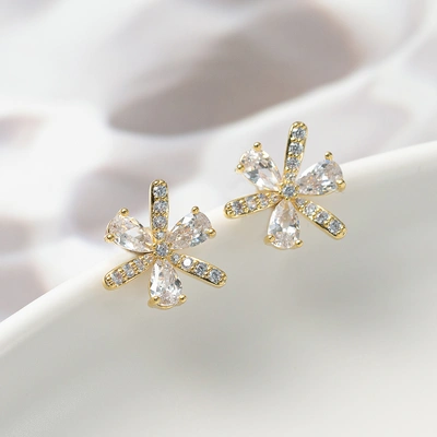 A pair of beautiful stylish 925 silver needle Zircon luxurious multi-sided temperament earrings for ladies gorgeous jewelry gift thumbnail