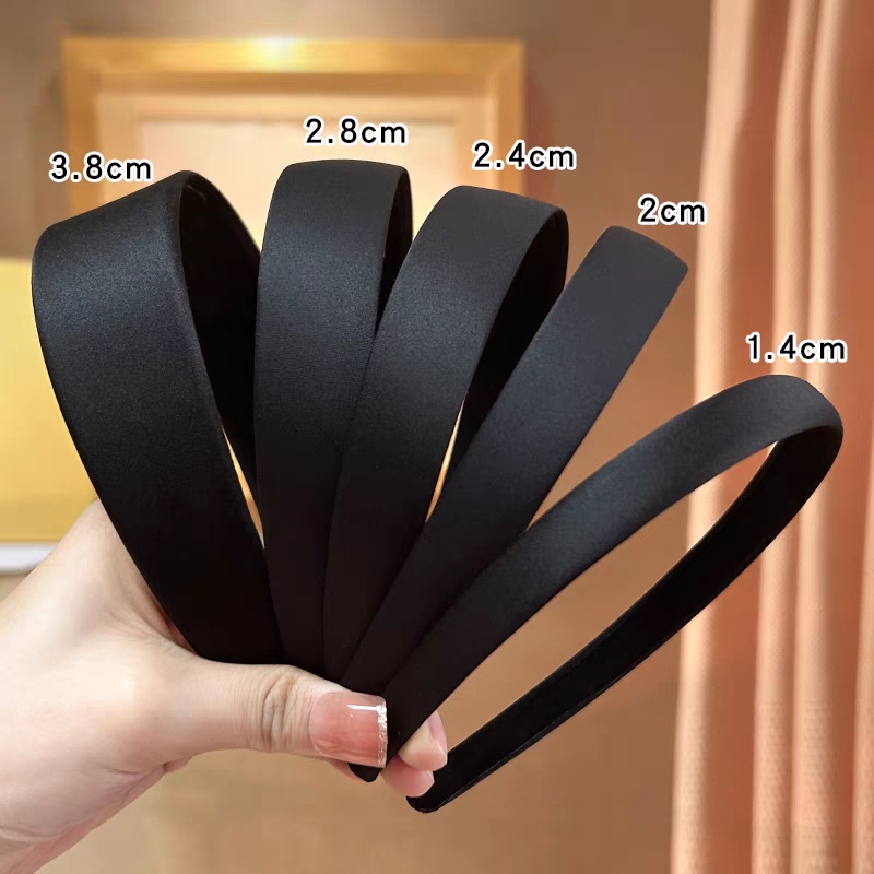 多宽度纯黑哑光头箍｜1.4-3.8cm多尺寸可选 哑光质感高级 柔软不压头 适配日常通勤/舞台造型 轻松打造简约酷