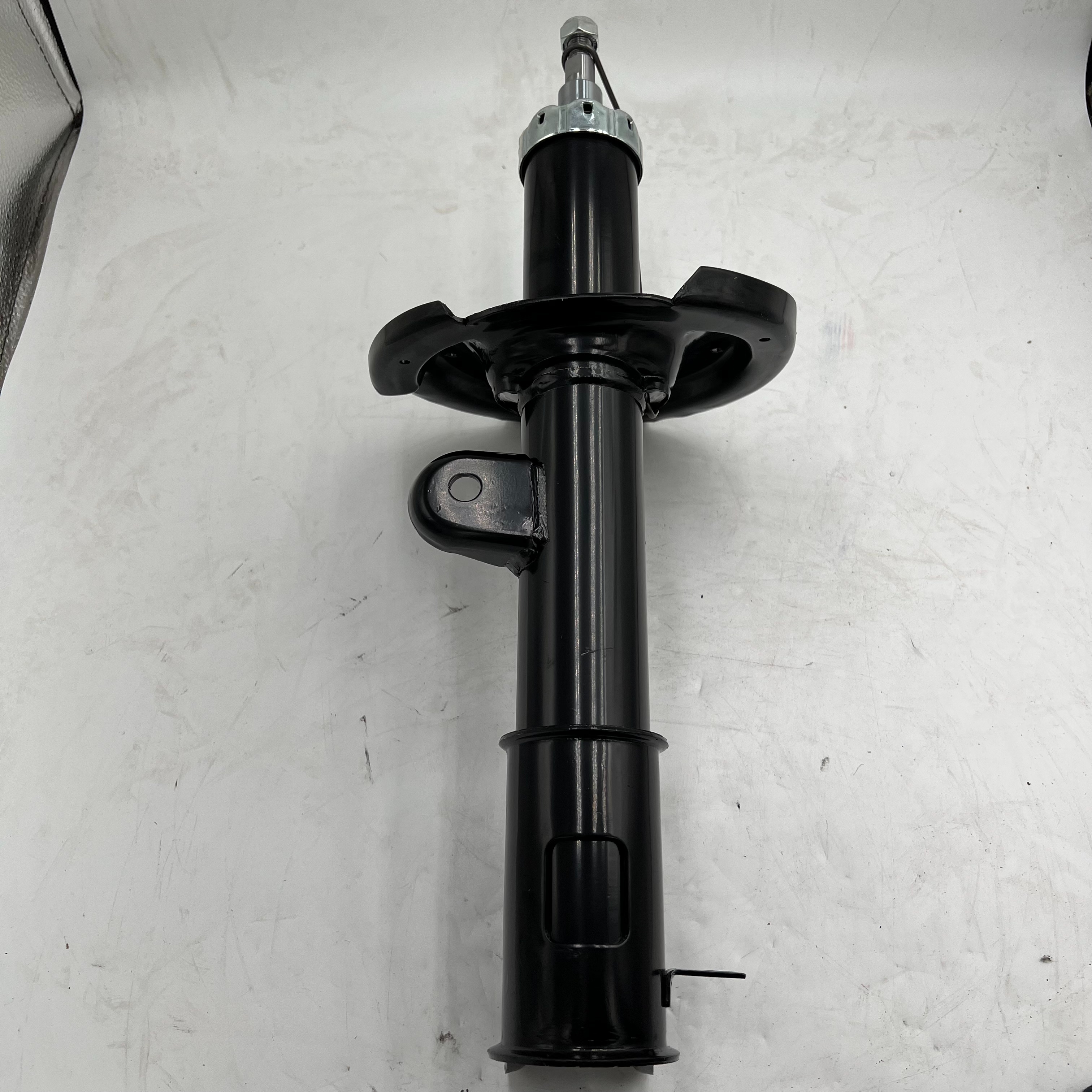 Automotive accessories for modern shock absorption systems Pneumatic shock absorber 54650-2B200 546502B200