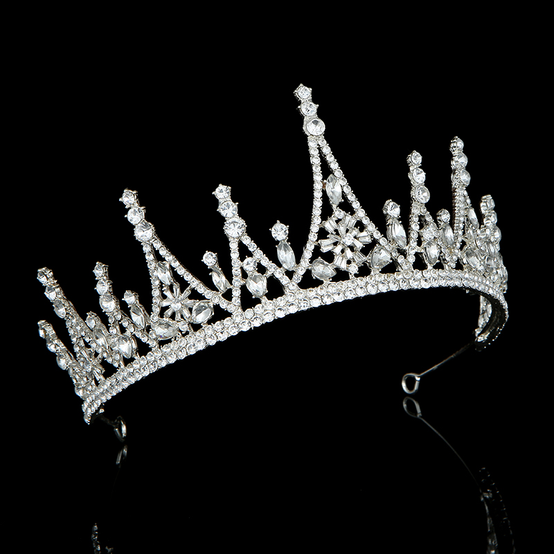 An exquisite alloy wedding bride's crown Specification image