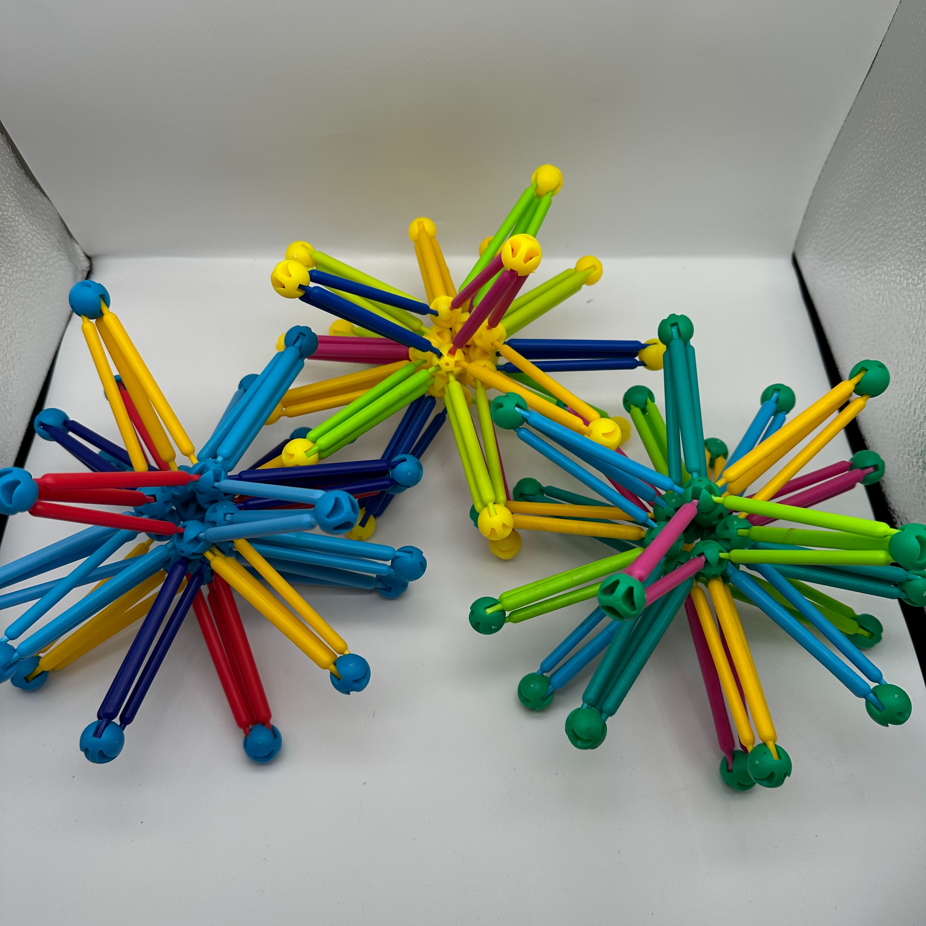 多边形收缩球/伸缩魔术球/减压球类玩具细节图