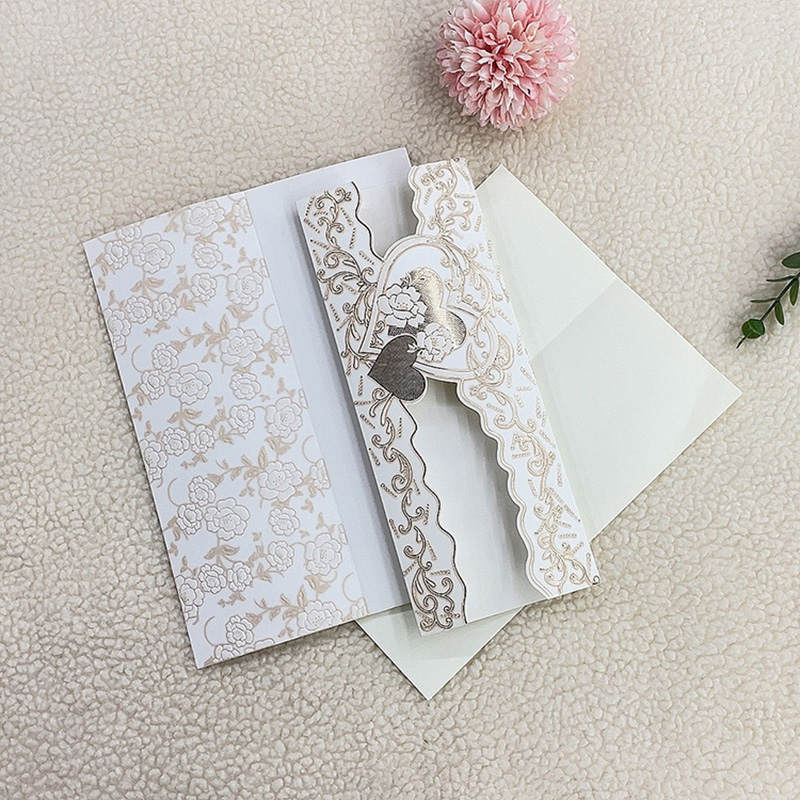 New high-end African and Central European style gilded, embossed, heart-shaped, hollowed-out long pull-out wedding invitations, letters, greeting cards and invitations in 2023. Factory direct sales with beautiful prices Specification image