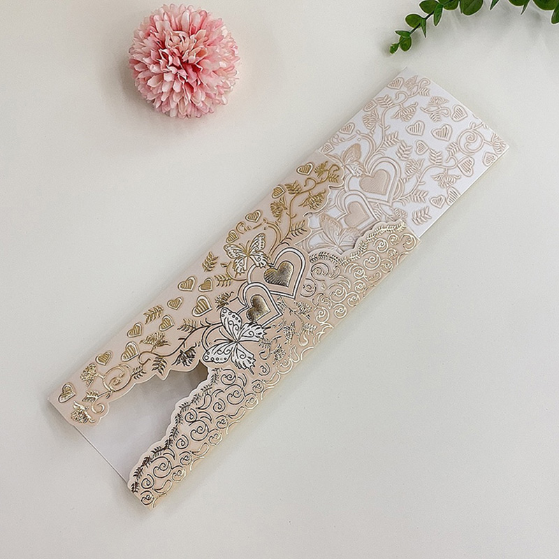 Factory direct sales of exquisite gilded, embossed three-dimensional flower, butterfly, heart-shaped long wedding invitations, thank-you invitation letters, greeting cards and invitations, exclusively for foreign trade Application Scenario