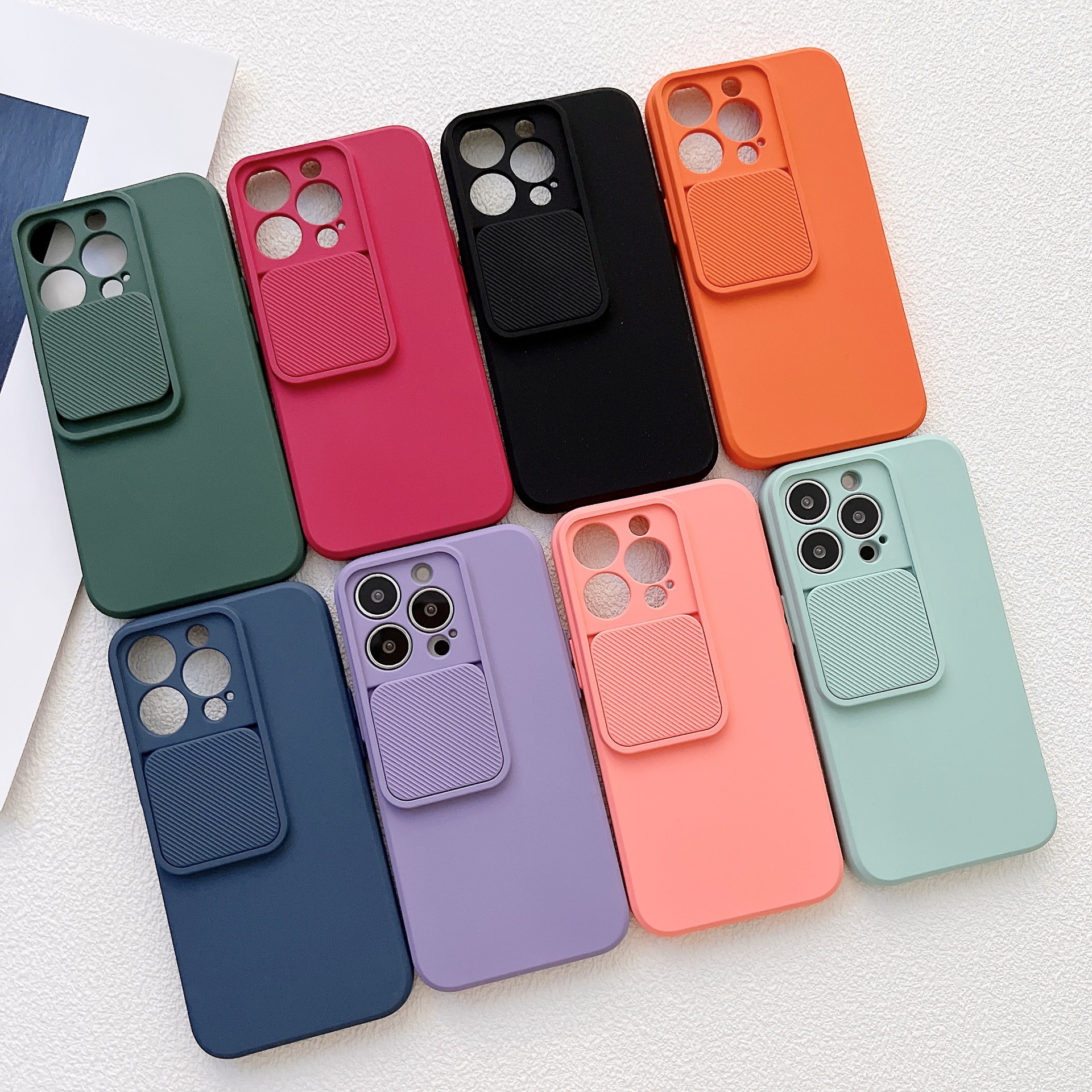 Vertical sliding window phone case