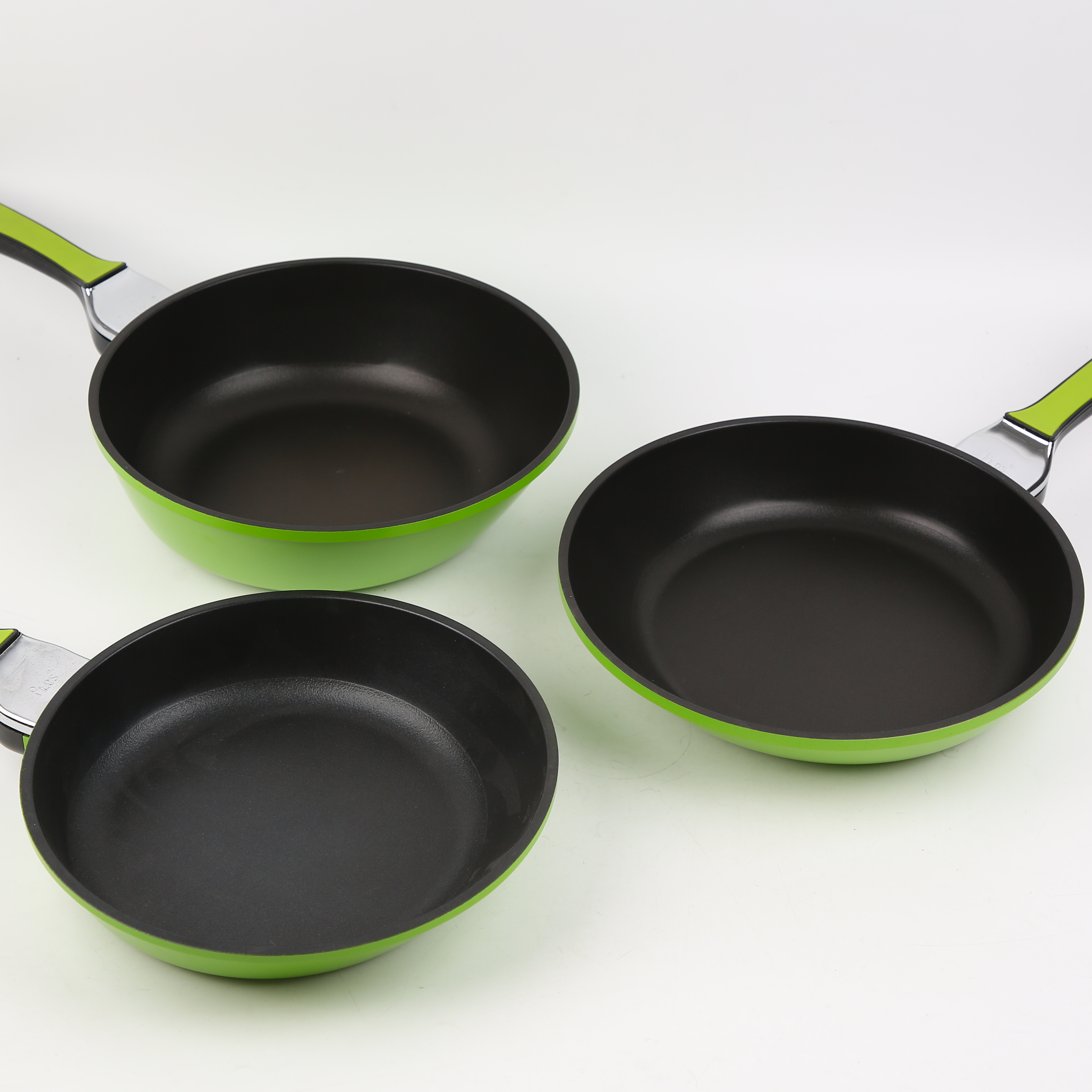 Kitchen code: 28cm original imported green frying pan from South Korea Item Picture