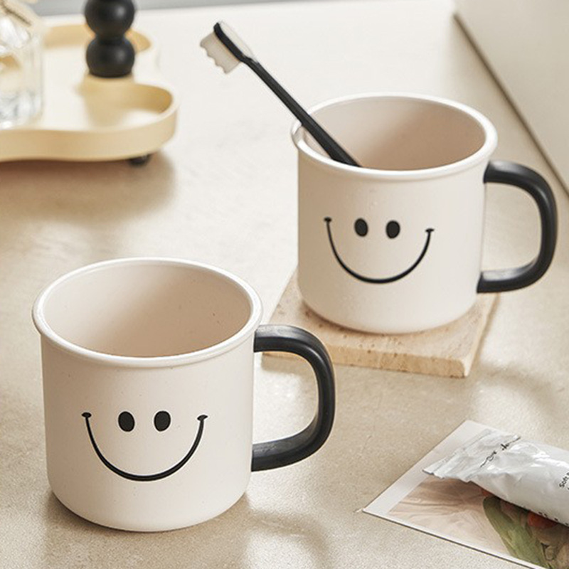 M04-7110 Creative Smiling Face Toothbrush Cup, Simple Style Mouthwash Cup, Home Anti-drop Mouthwash Cup, Couple Toothbrush Case Cup, High-temperature Resistant single-layer Mouthwash Cup, ins Style Mouthwash Cup, Smiling Face version details Picture