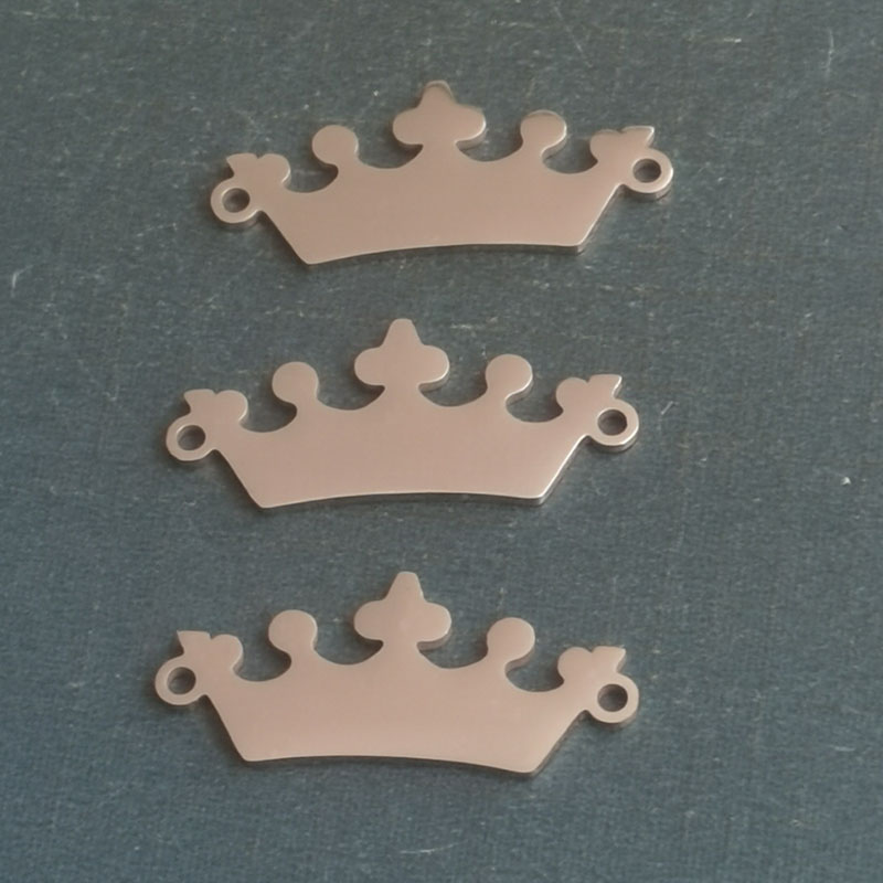Cross-border foreign trade titanium steel stainless steel crown DIY accessories Connector bracelet Pendant birthday cap Crown