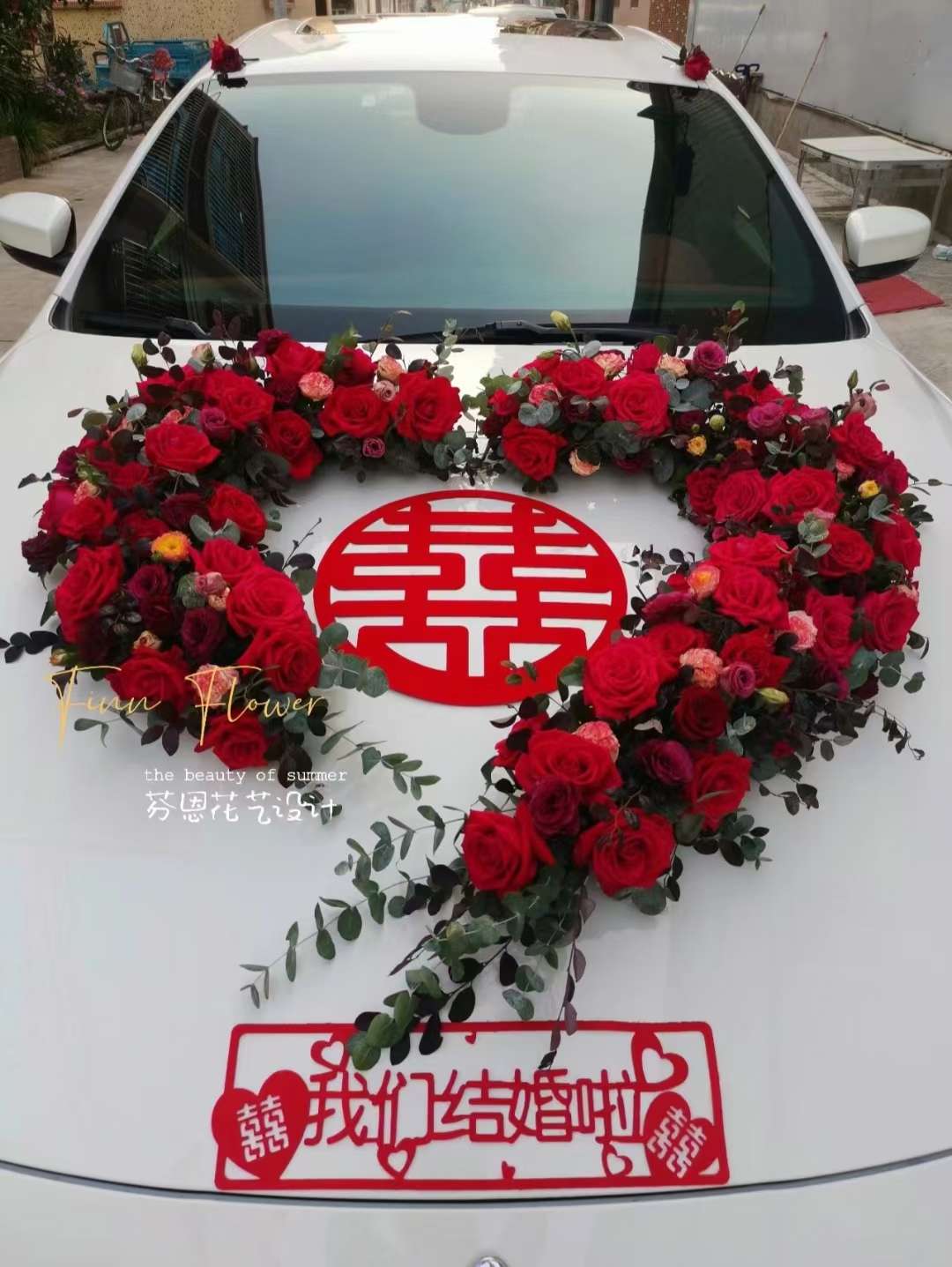 Wedding car flower mud with suction cup, a popular large heart ring wedding car decoration front flower car flower mud suction cup detail image 4