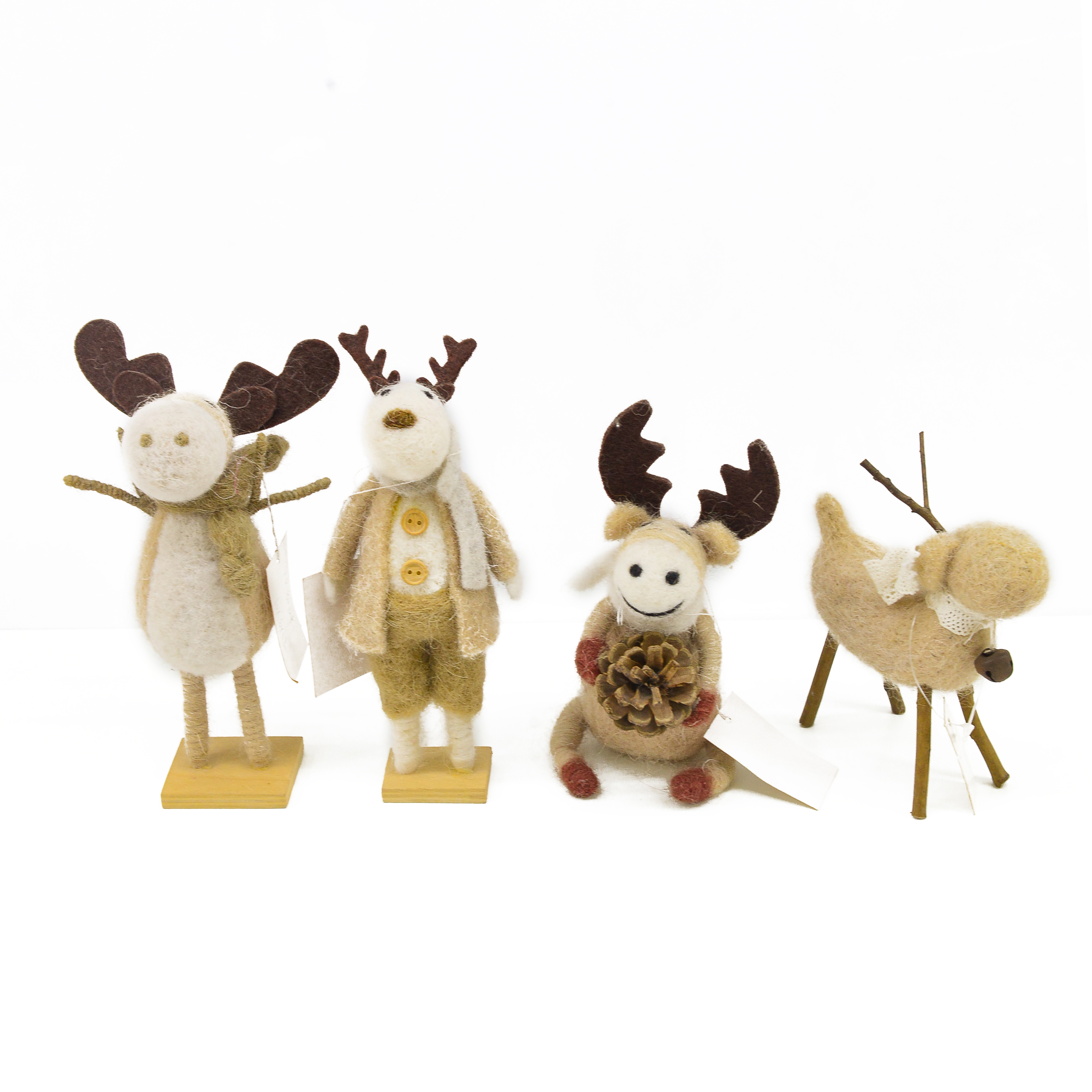 New wool felt Poke Poke Little Sheep Standing Handmade diy material Kit for Making living room and Bedroom ornaments (013 price negotiable, stored handmade)