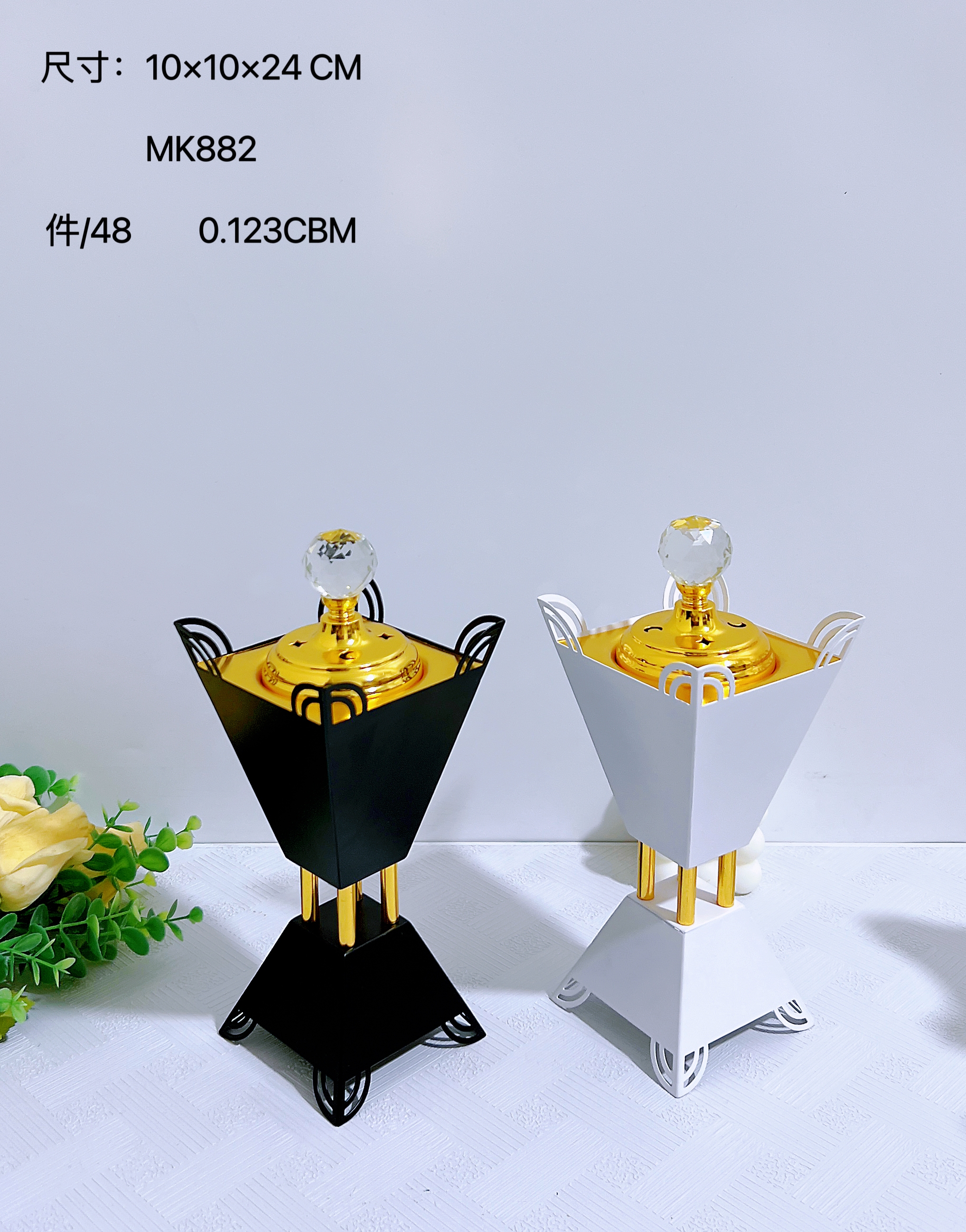 The best-selling light luxury black and white simple new four-corner crystal lid alloy incense burner MK881 details Picture