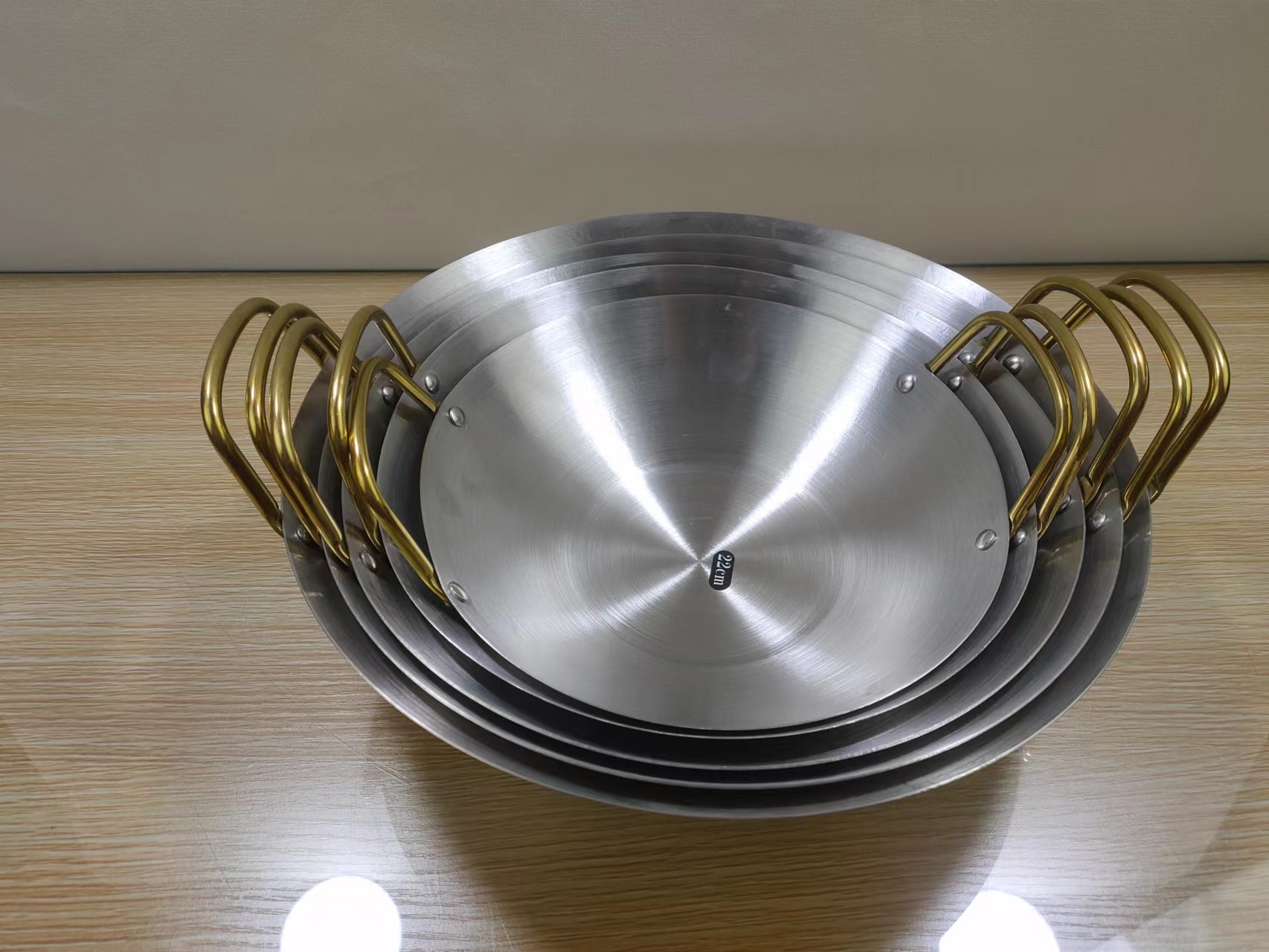 DF99722 stainless steel thickened dry pot, golden ear, bar pot, stir-frying pot, small hot pot, alcohol stove, pot and basin, round-bottom fragrant pot and basin, kitchen and hotel supplies, DF trading house Item Picture