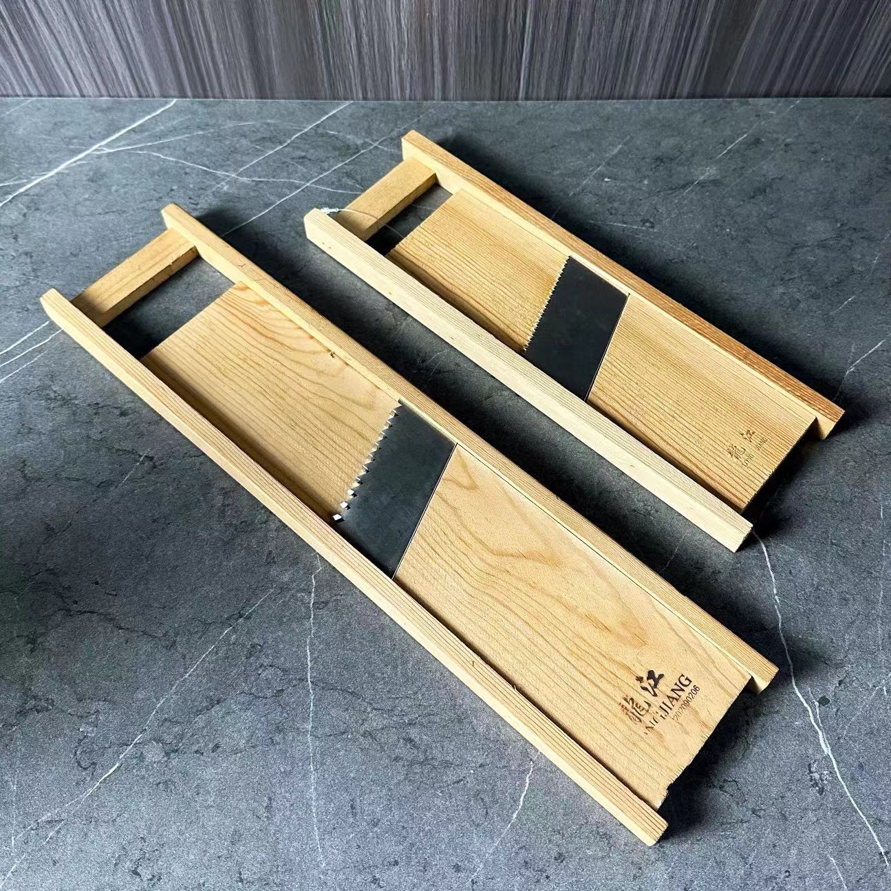 Solid wood slicer, grilling board, grilling tool, large and small, thick and thin, shredded radish and cucumber, suitable for hotel kitchen and household use details Picture
