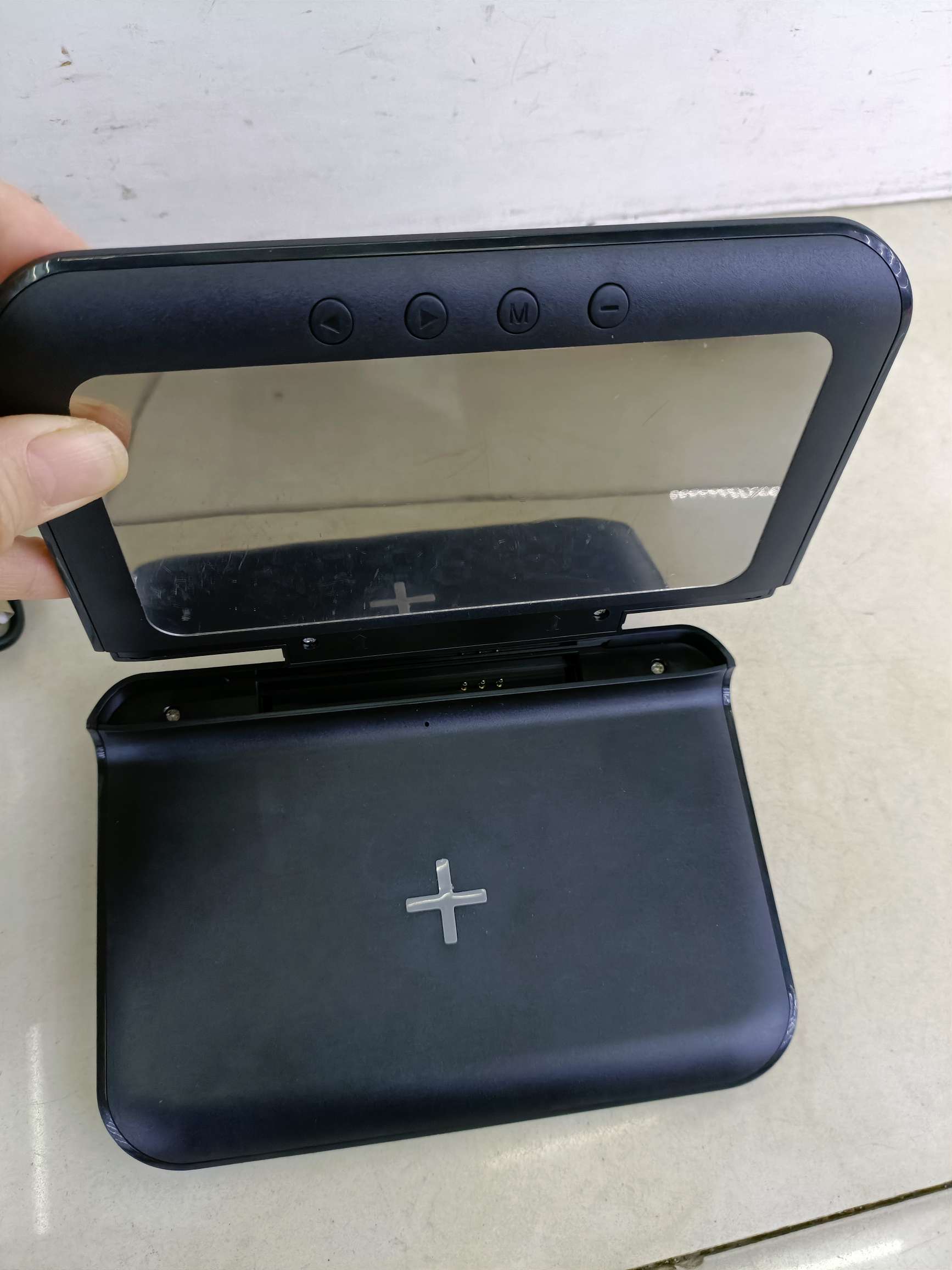 拆分式时钟无线充 手机无线充 15W详情图7