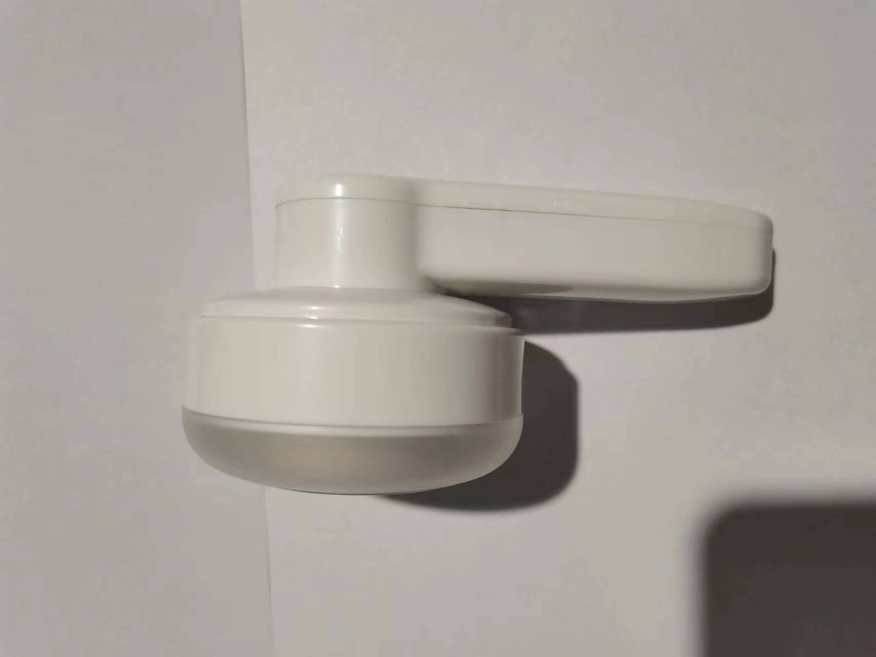 剃毛器白底实物图