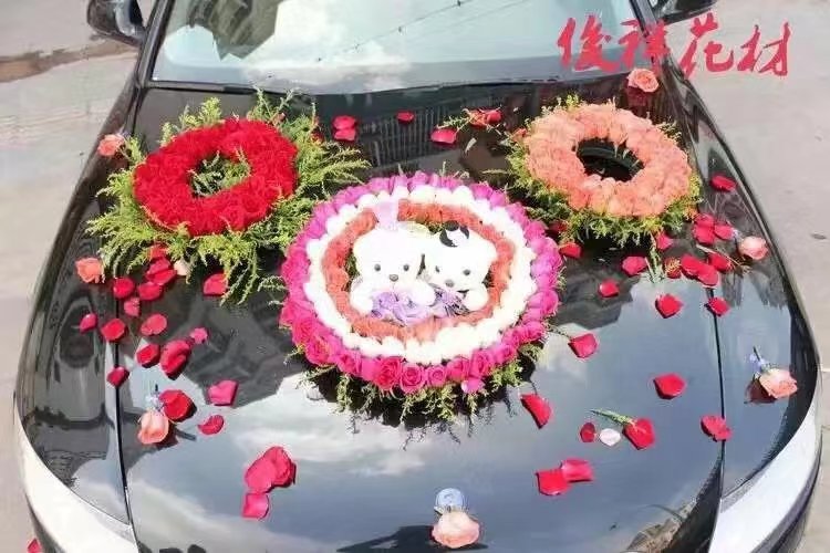The clay suction cup, a popular large circular wedding car decoration flower shop decorative item, is a flower mud suction cup Specification image