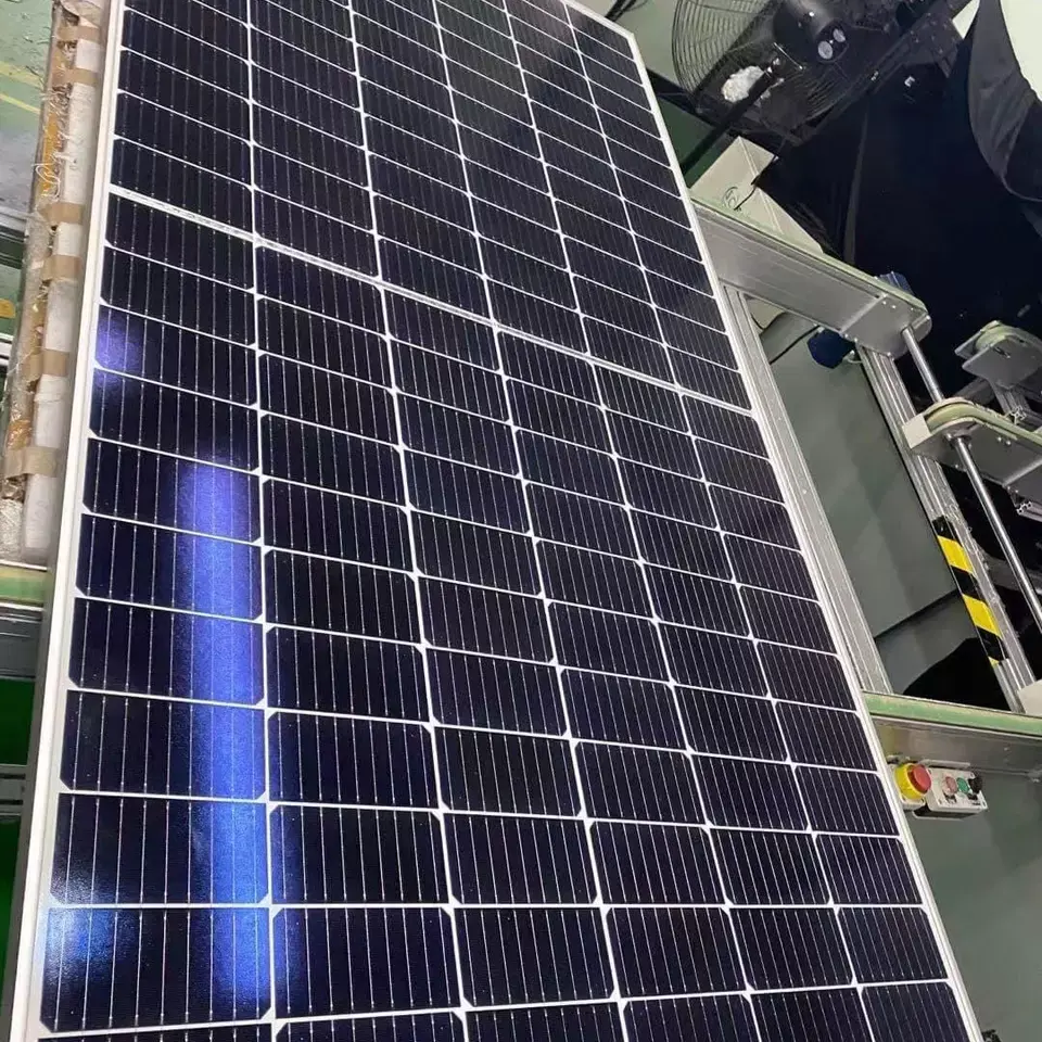 5年质保31片起订太阳能供电储能单晶硅高品质太阳能板550瓦
