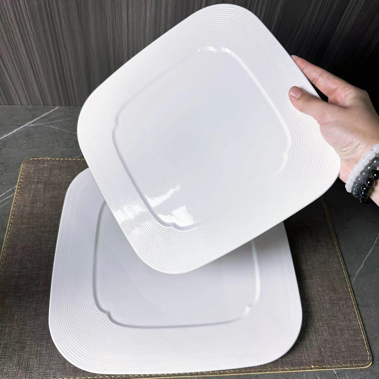 Minimalist style white porcelain square plate with ribbed relief carvings, flat plate, 10 inches, 12 inches, suitable for hotels, restaurants, clubs, banquets, and household use details Picture