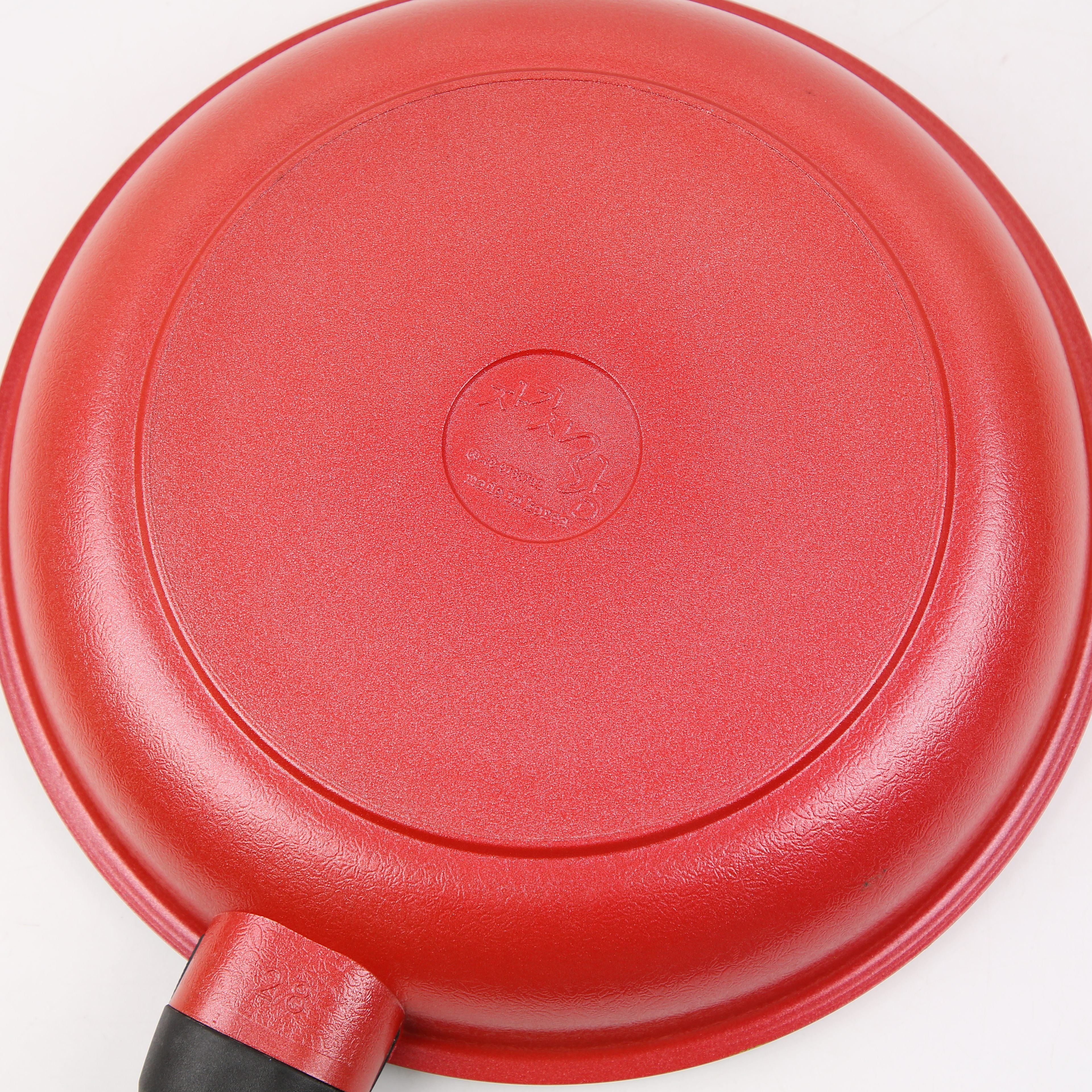 Kitchen Code: Korean original imported red diamond single-handled frying pan, 30cm pic 3