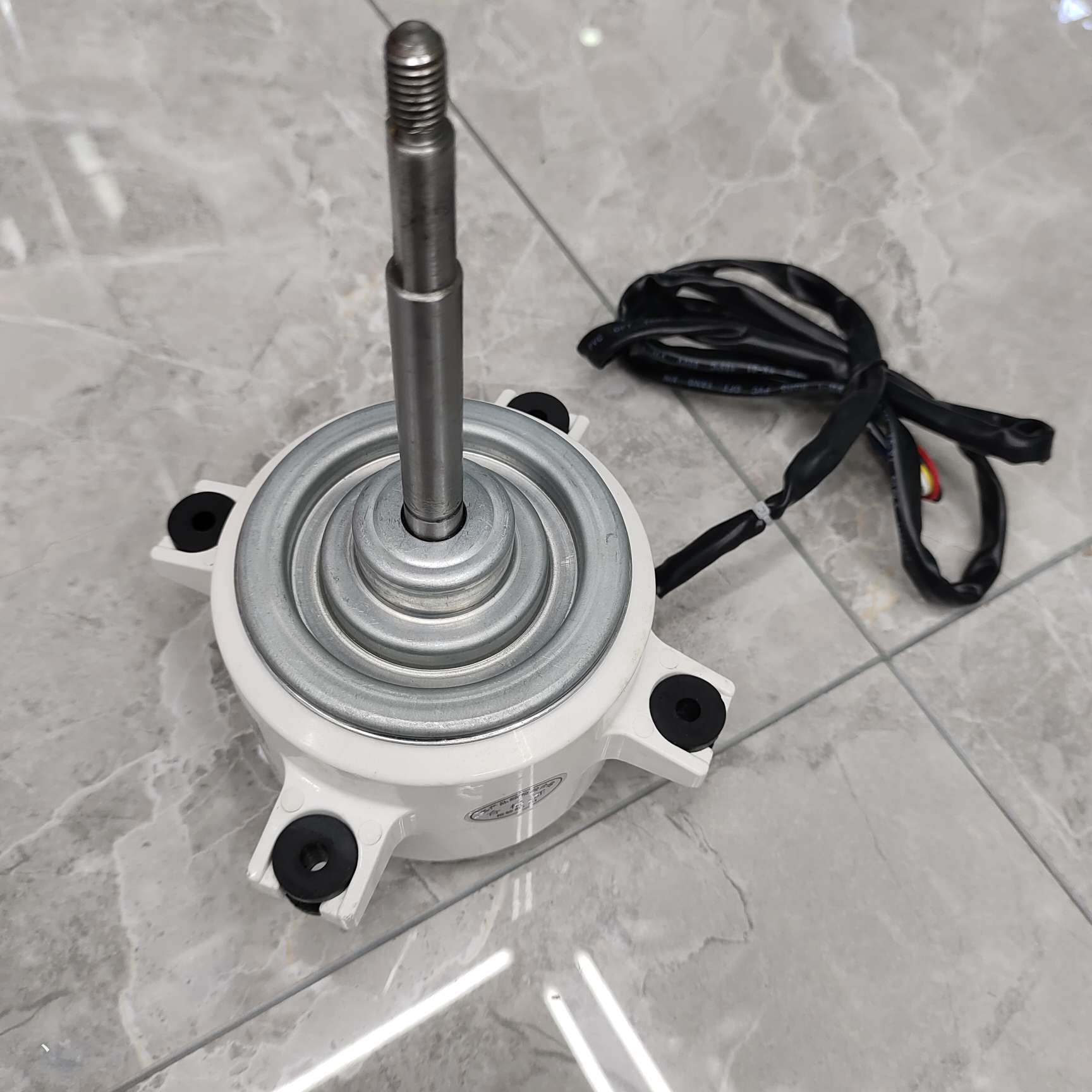 KFD-325-70-8C2 para daikin aire acondicionado unidad exterior dc ventilador motor details Picture