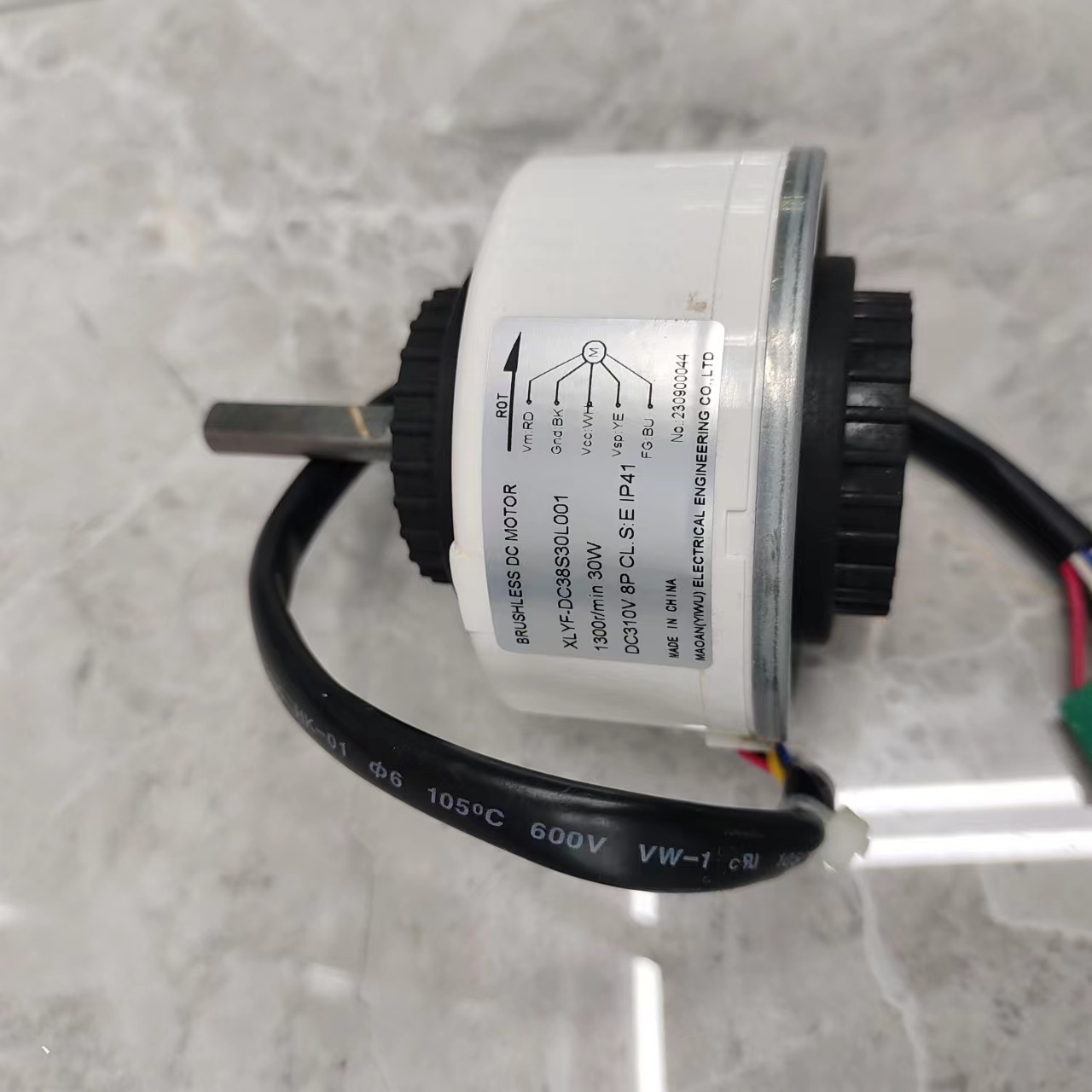 Aire acondicionado cable de cobre unidad interior motor de suministro de aire aire acondicionado motor de ventilador interior máquina de conducto de aire motor dc brushless aire acondicionado motor de aire frío interior y exterior Application Scenario