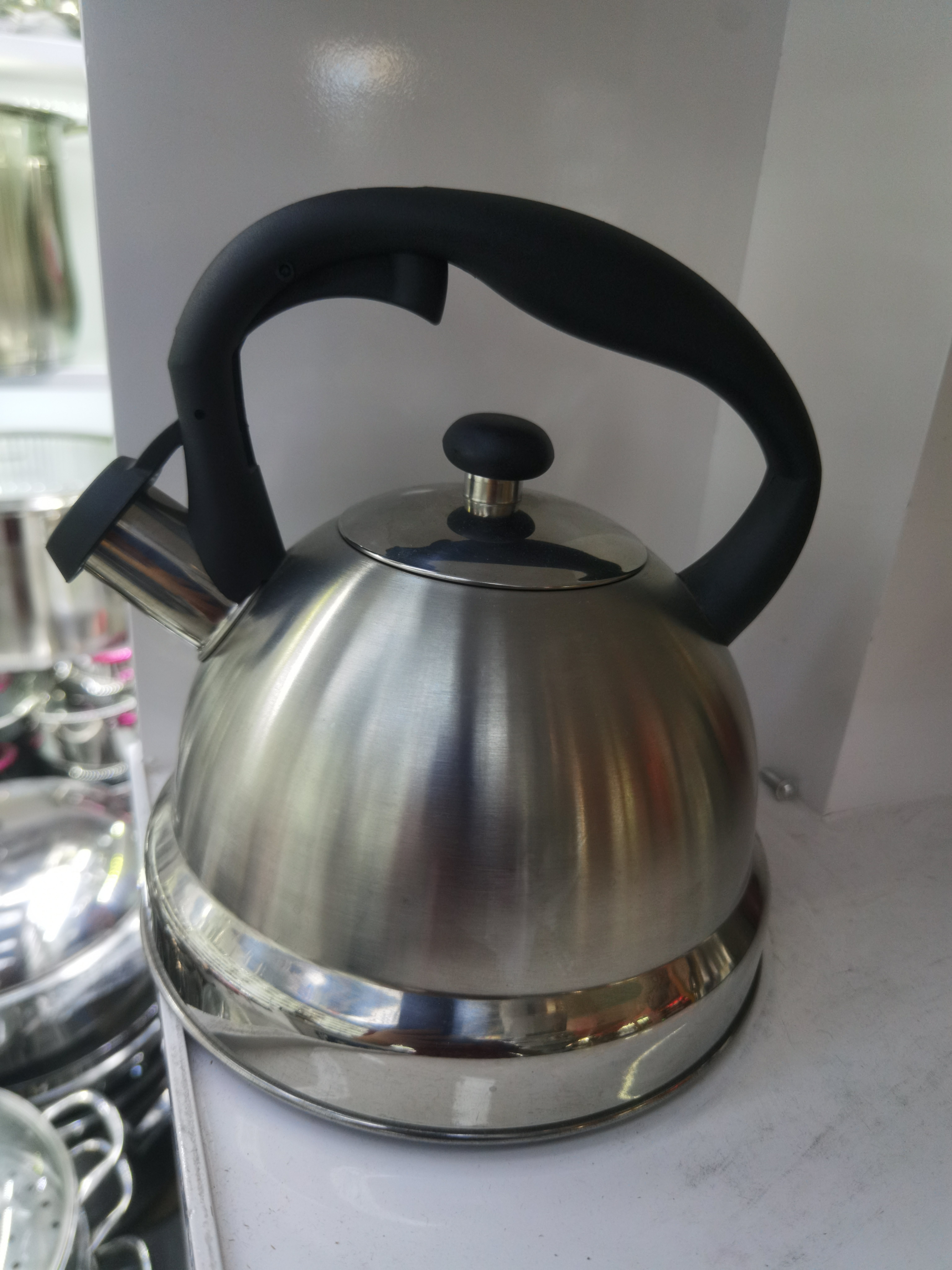 Stainless steel water bottle, 2.5 liters details Picture