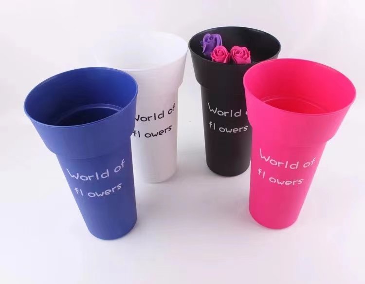 塑料圆形花桶/防摔耐磨养花/字母简约丈气白底实物图