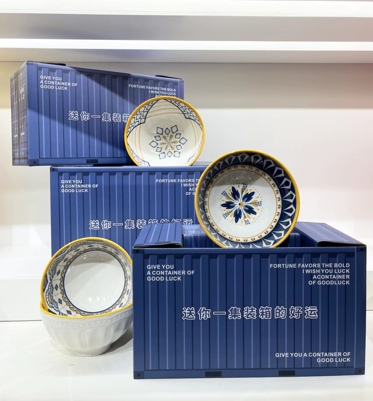 礼品/礼品碗/餐具/日式餐具/杯子/陶瓷杯/水杯/陶瓷碗/陶瓷餐具白底实物图